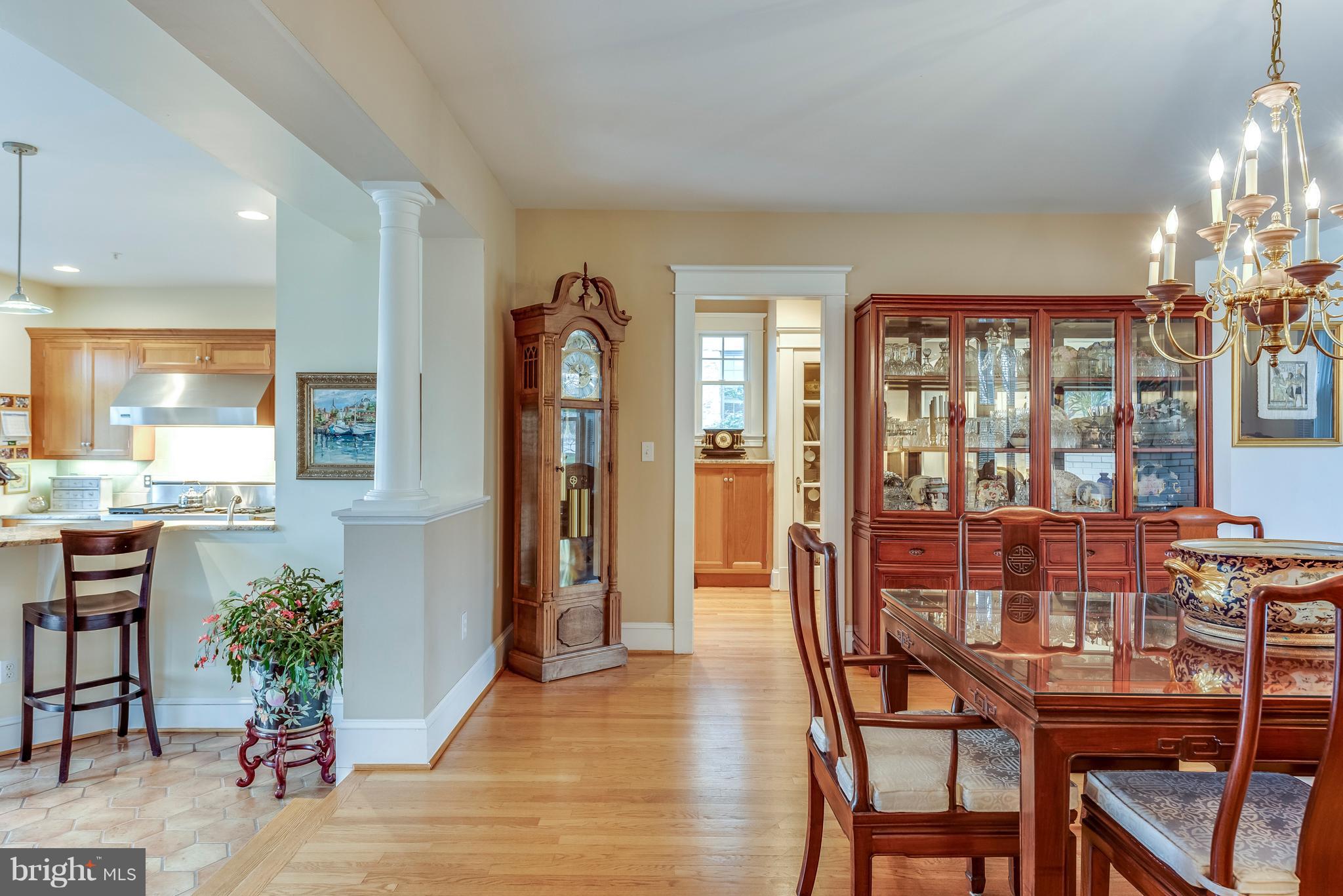 MURRAY HILL - Residential