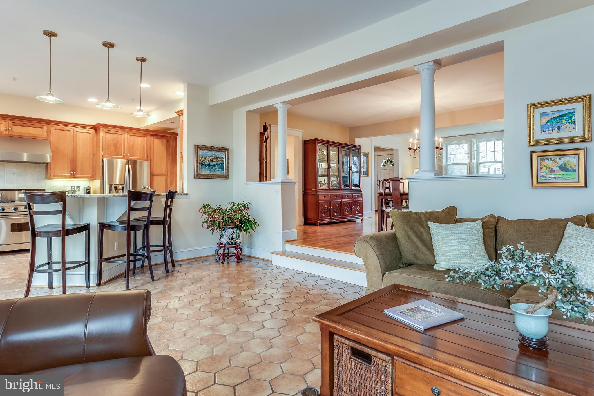 MURRAY HILL - Residential