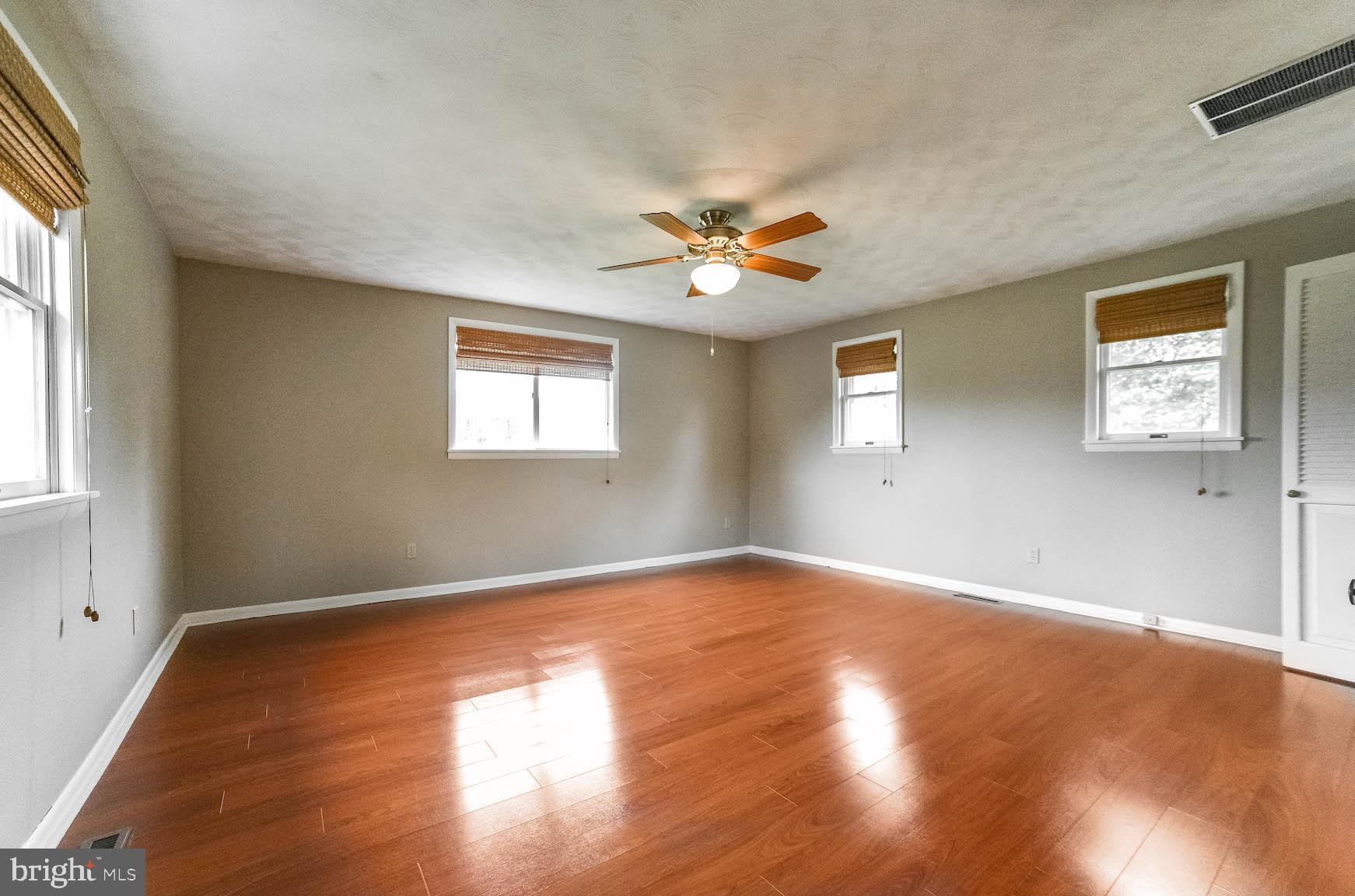 ST GEORGE ISLAND - Residential