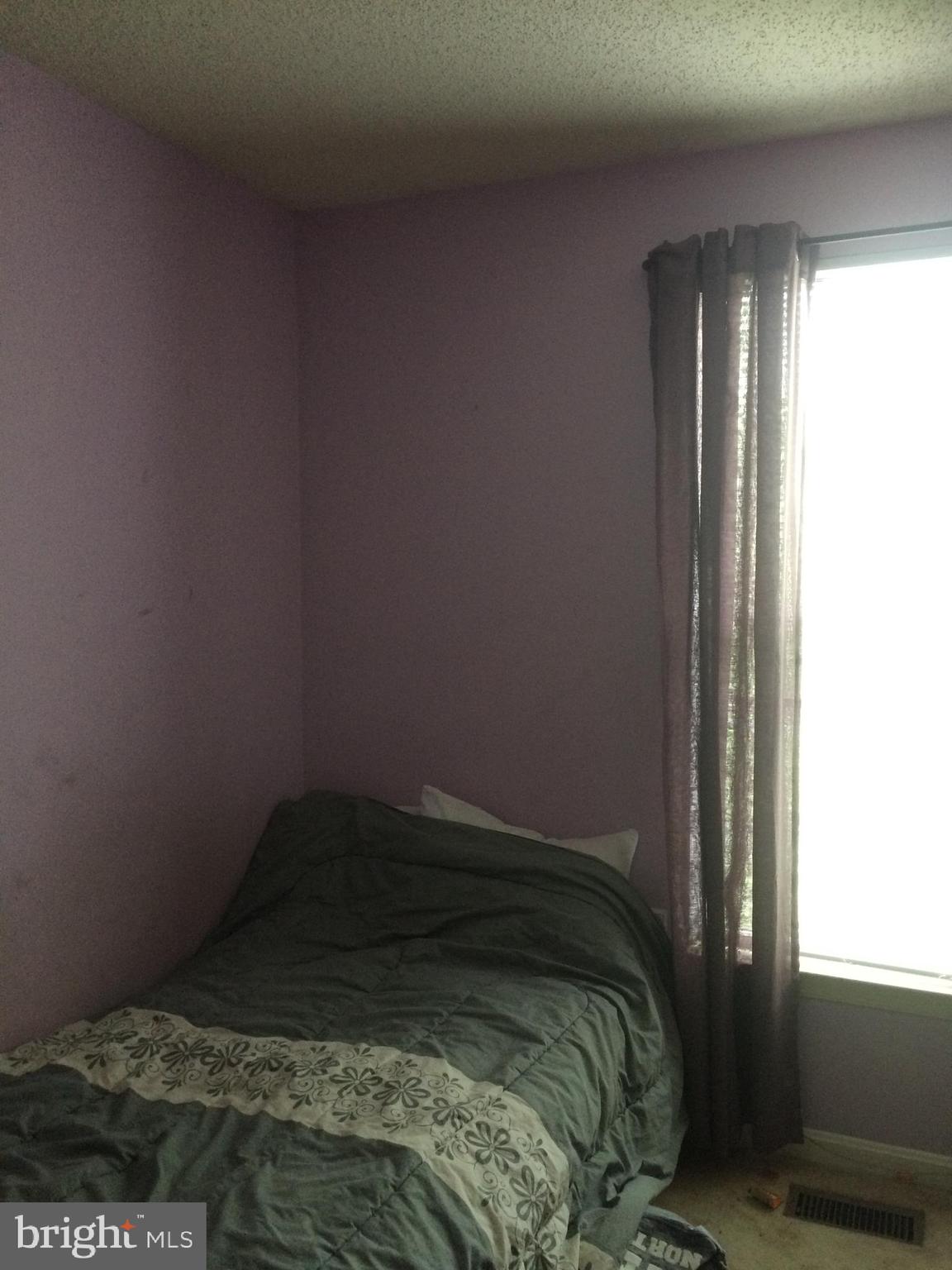 LONGMEAD - Residential