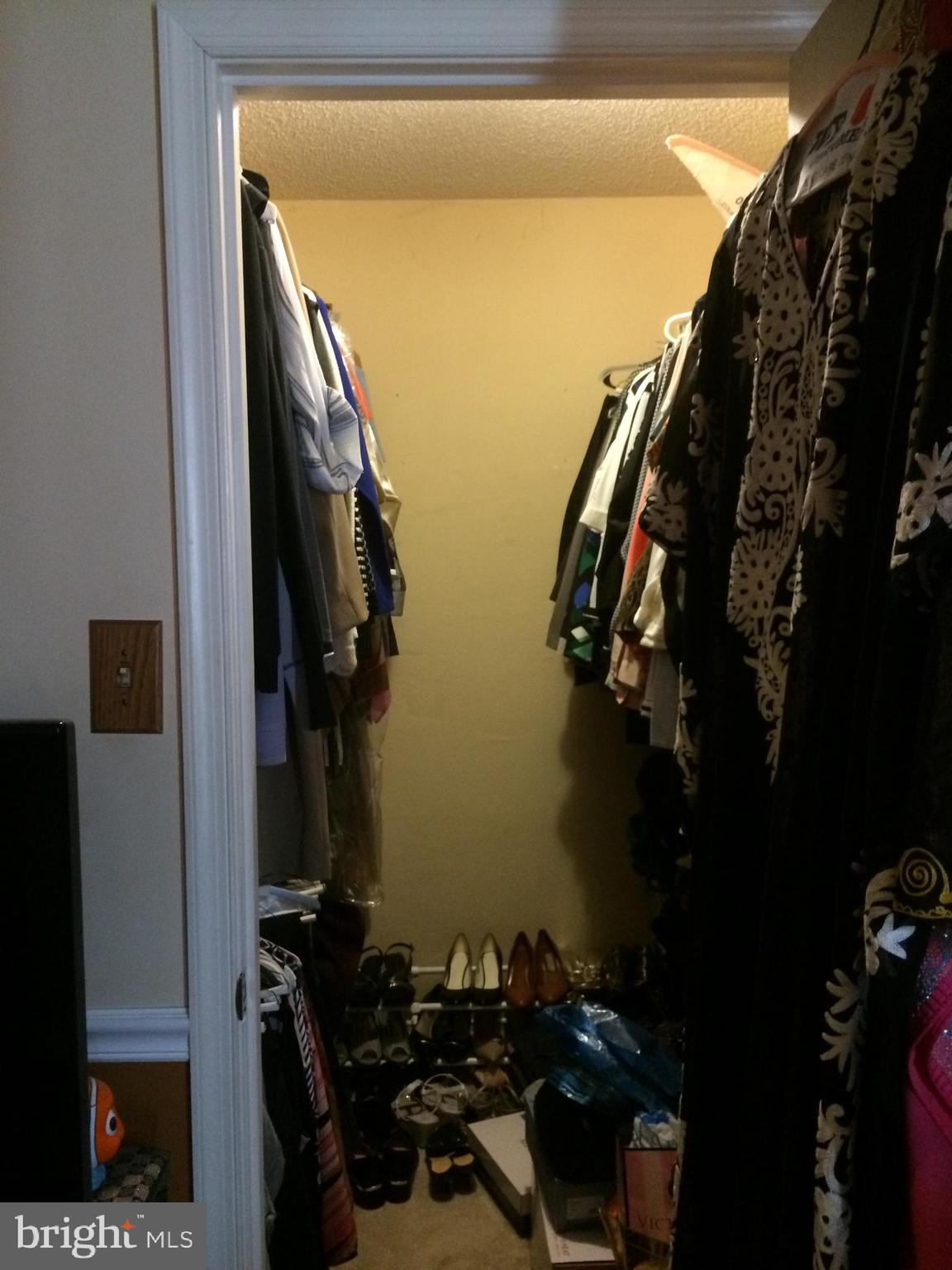 LONGMEAD - Residential