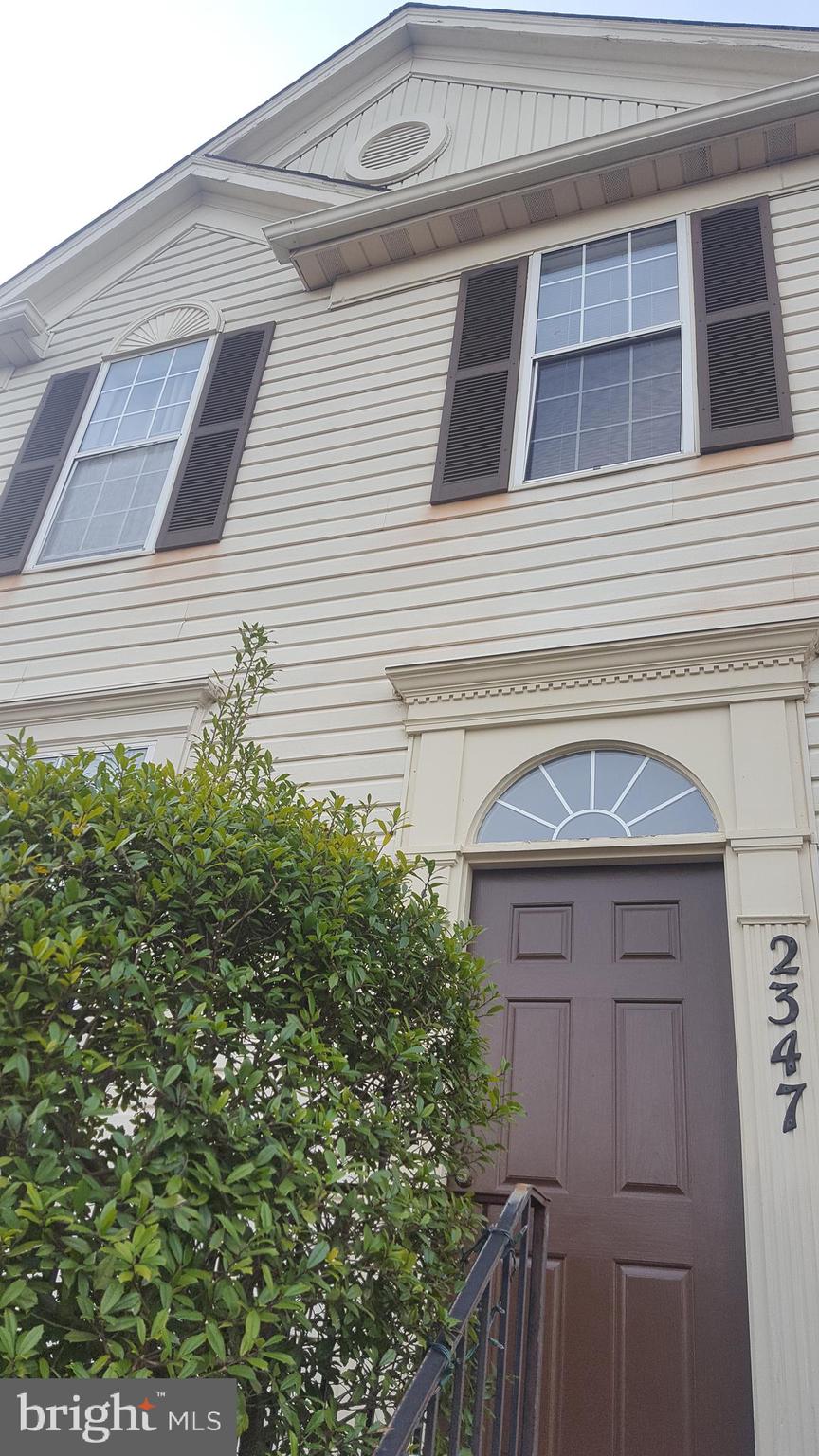 LONGMEAD - Residential