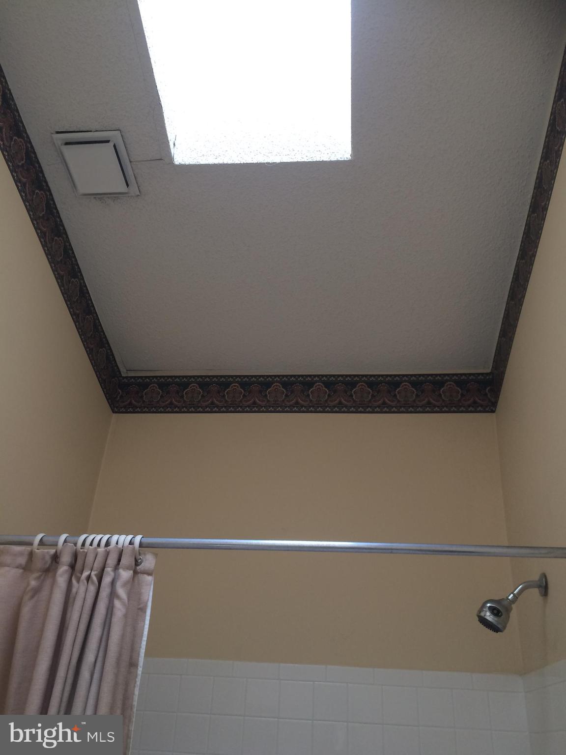 LONGMEAD - Residential