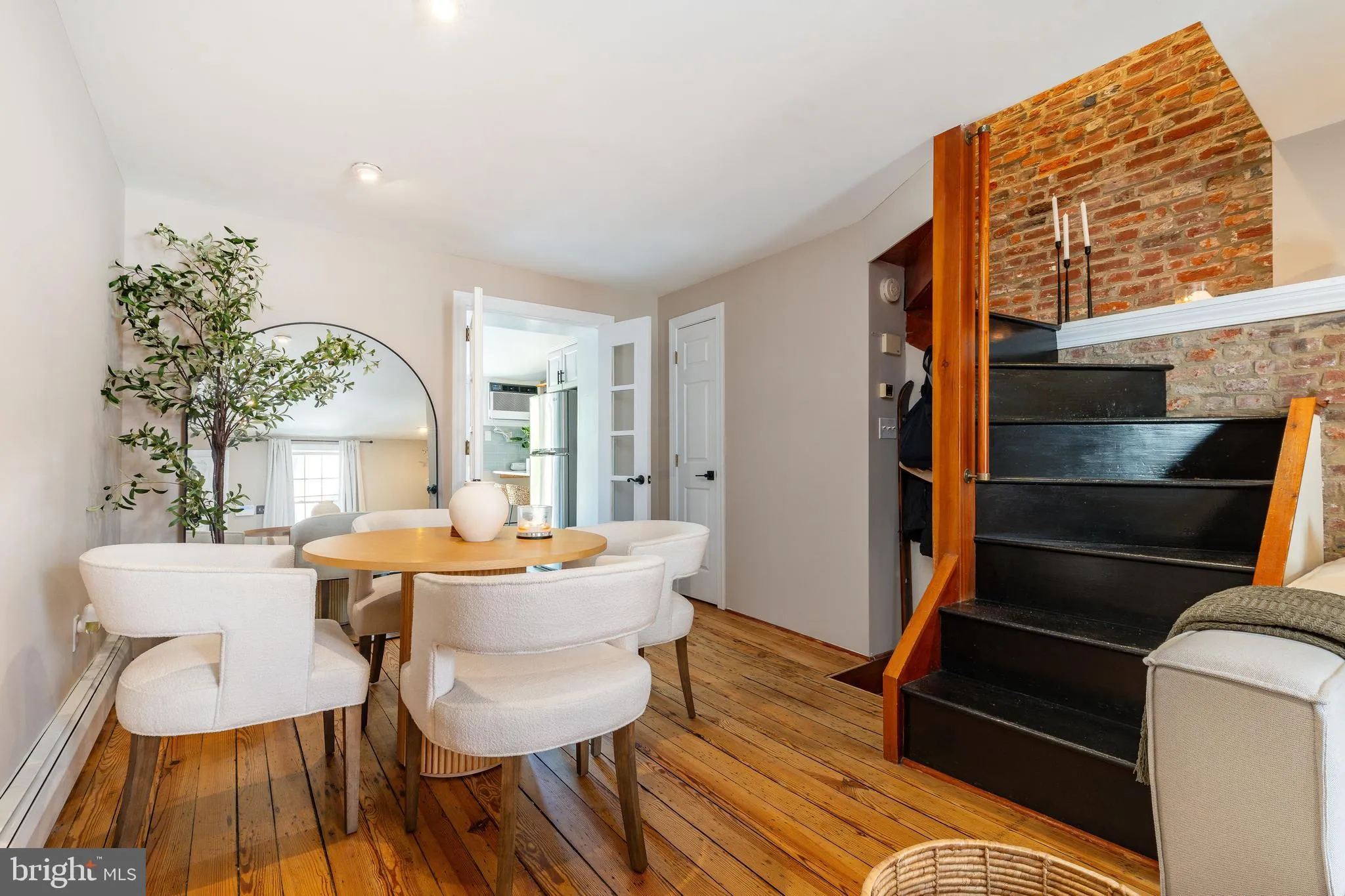 Philadelphia, Pennsylvania 19148, United States, 1 Bedroom Bedrooms, ,1 BathroomBathrooms,Residential,Active,198991