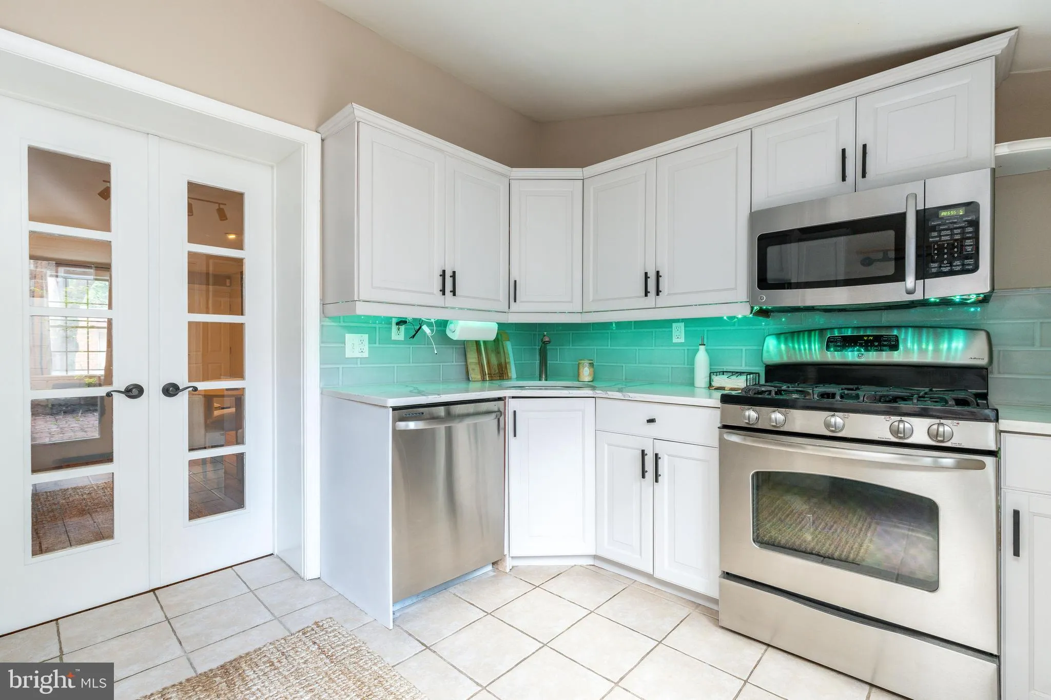 Philadelphia, Pennsylvania 19148, United States, 1 Bedroom Bedrooms, ,1 BathroomBathrooms,Residential,Active,198991