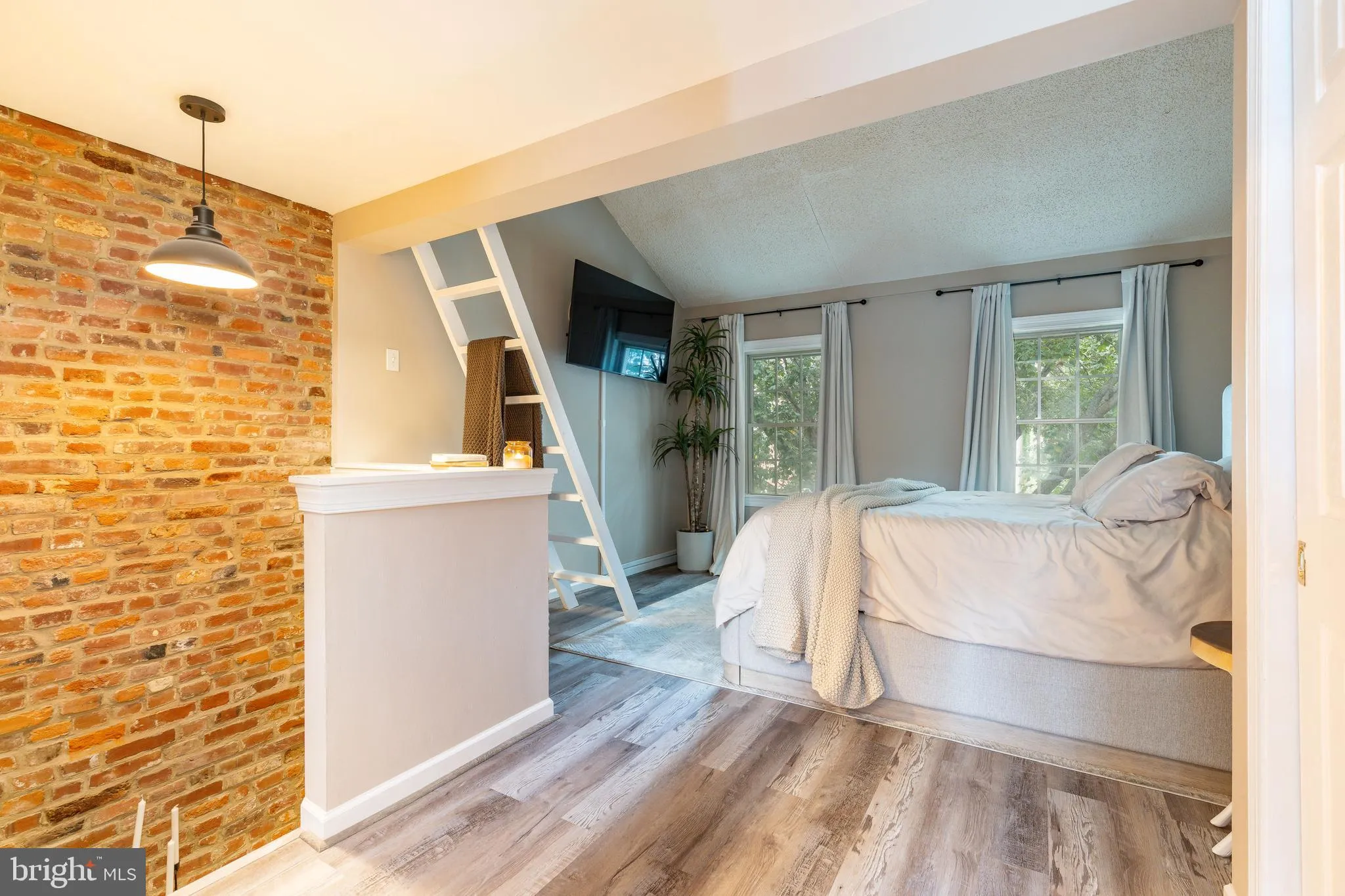 Philadelphia, Pennsylvania 19148, United States, 1 Bedroom Bedrooms, ,1 BathroomBathrooms,Residential,Active,198991