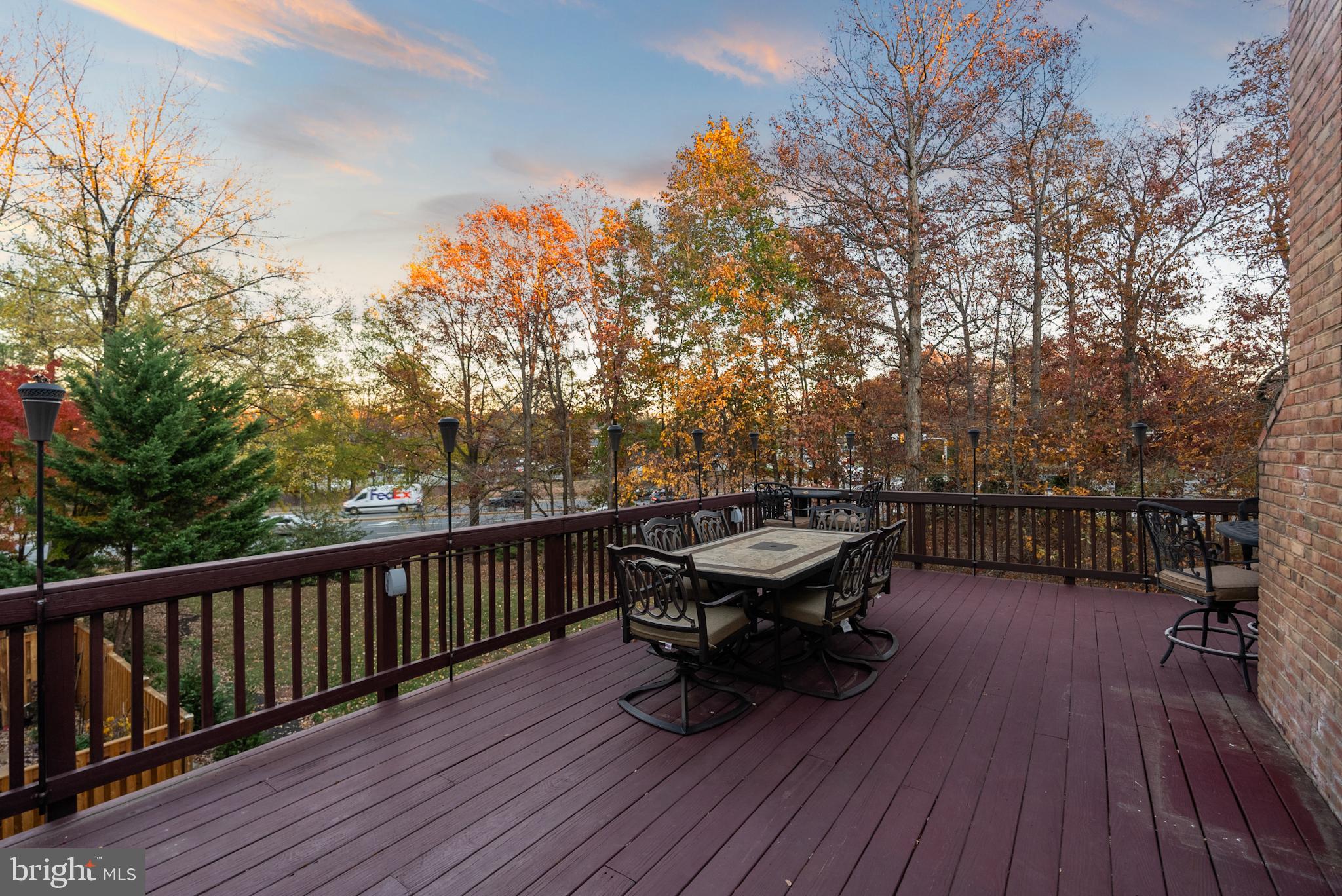 SULLY STATION - Residential Lease