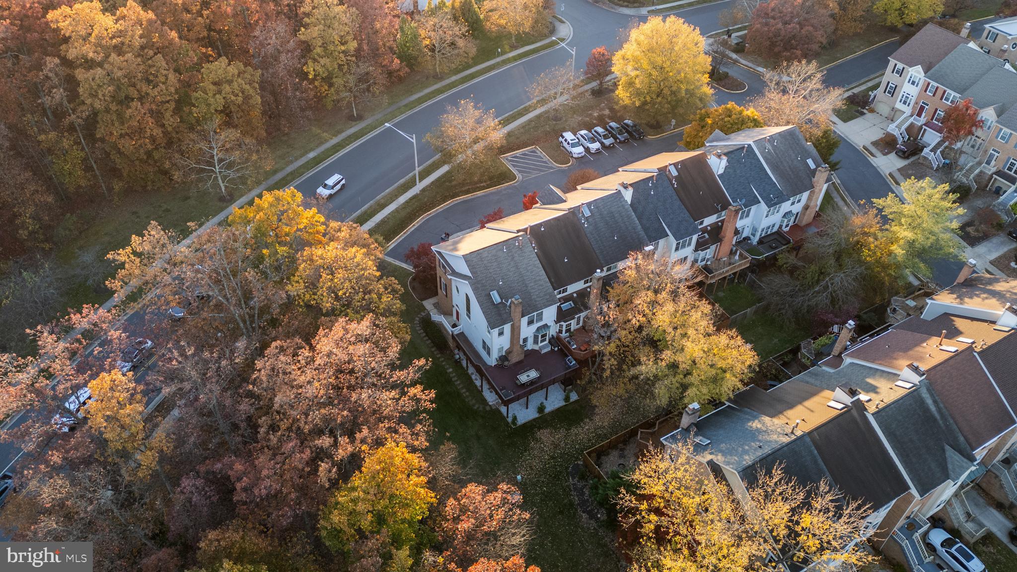 SULLY STATION - Residential Lease