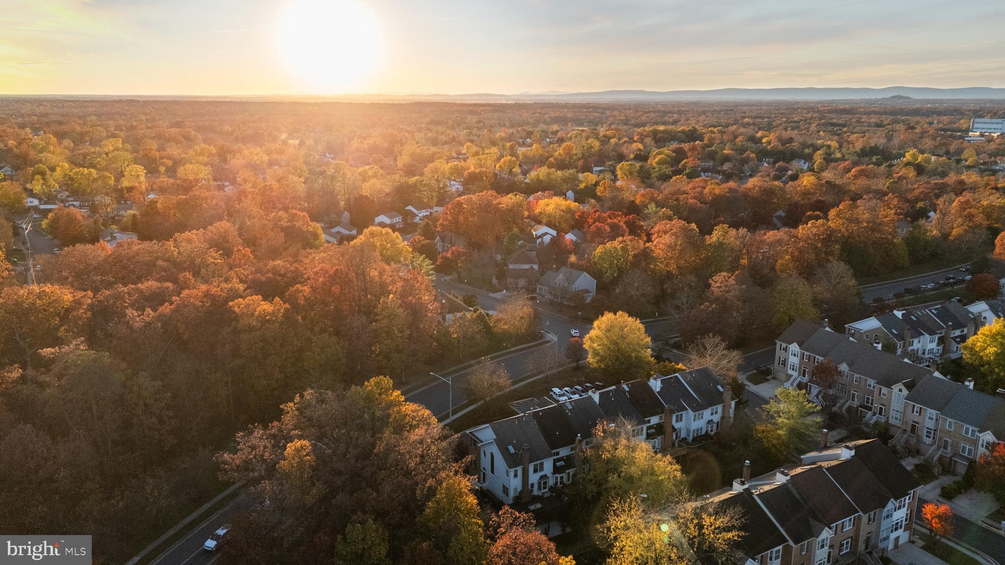 SULLY STATION - Residential Lease