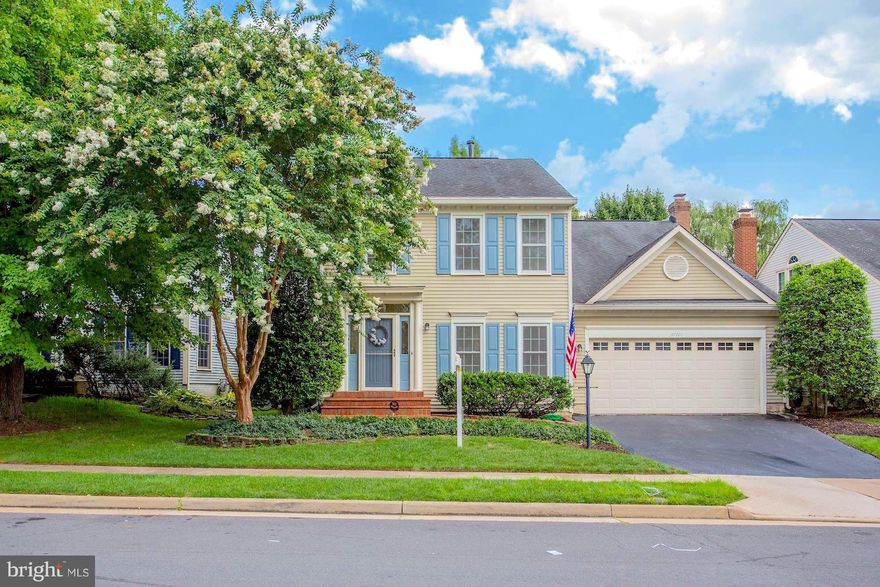 Stunning home w/an abundance of natural light. Gourmet kitchen w/ SS appliances, bay window & large island; opens to Fam Rm.  ALL new lighting - enjoy the elegance of modern recessed + stylish fixtures. Owner's suite - vaulted ceilings, W/I closet & renovated spa-like bathroom. Screened porch & fully fenced backyard. Lower Level is an entertainer's dream! w/bar, gas FP, theater & gaming area.