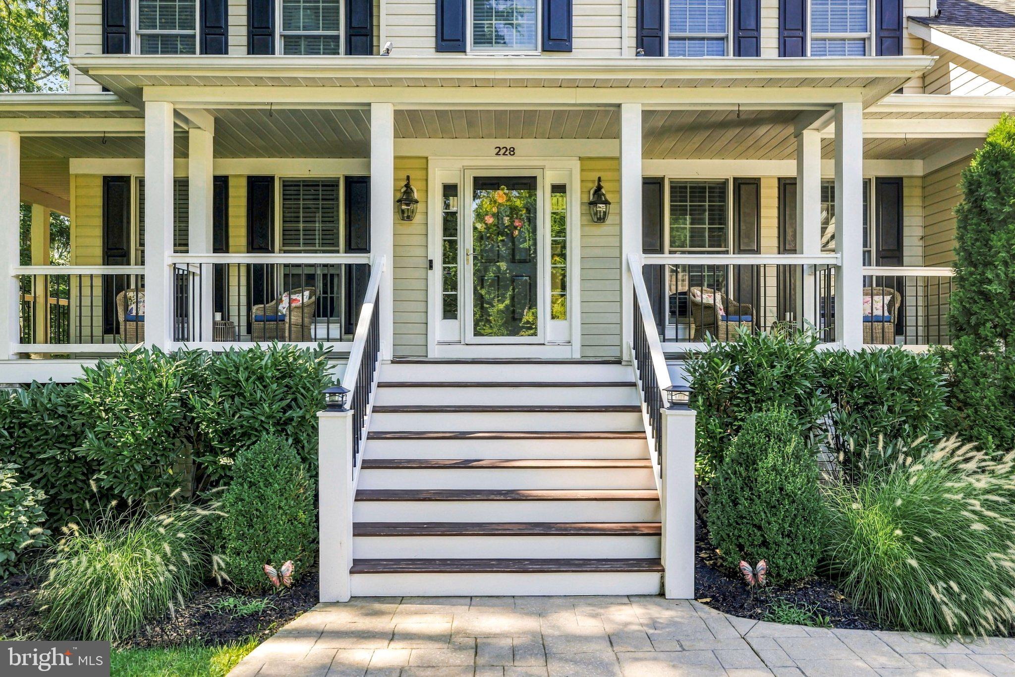 228 QUAKERBRIDGE COURT