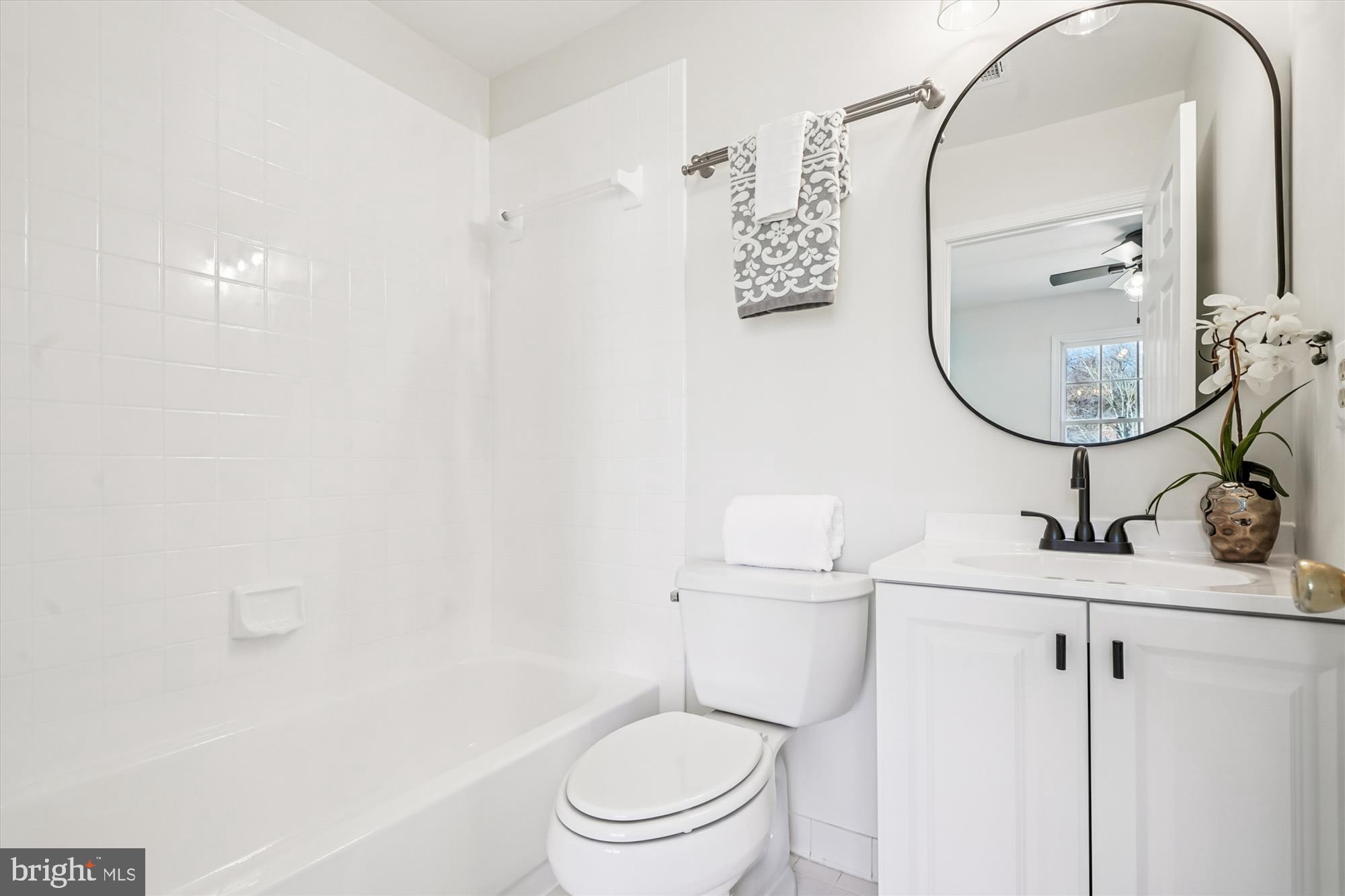 LEEDS SQUARE - Residential