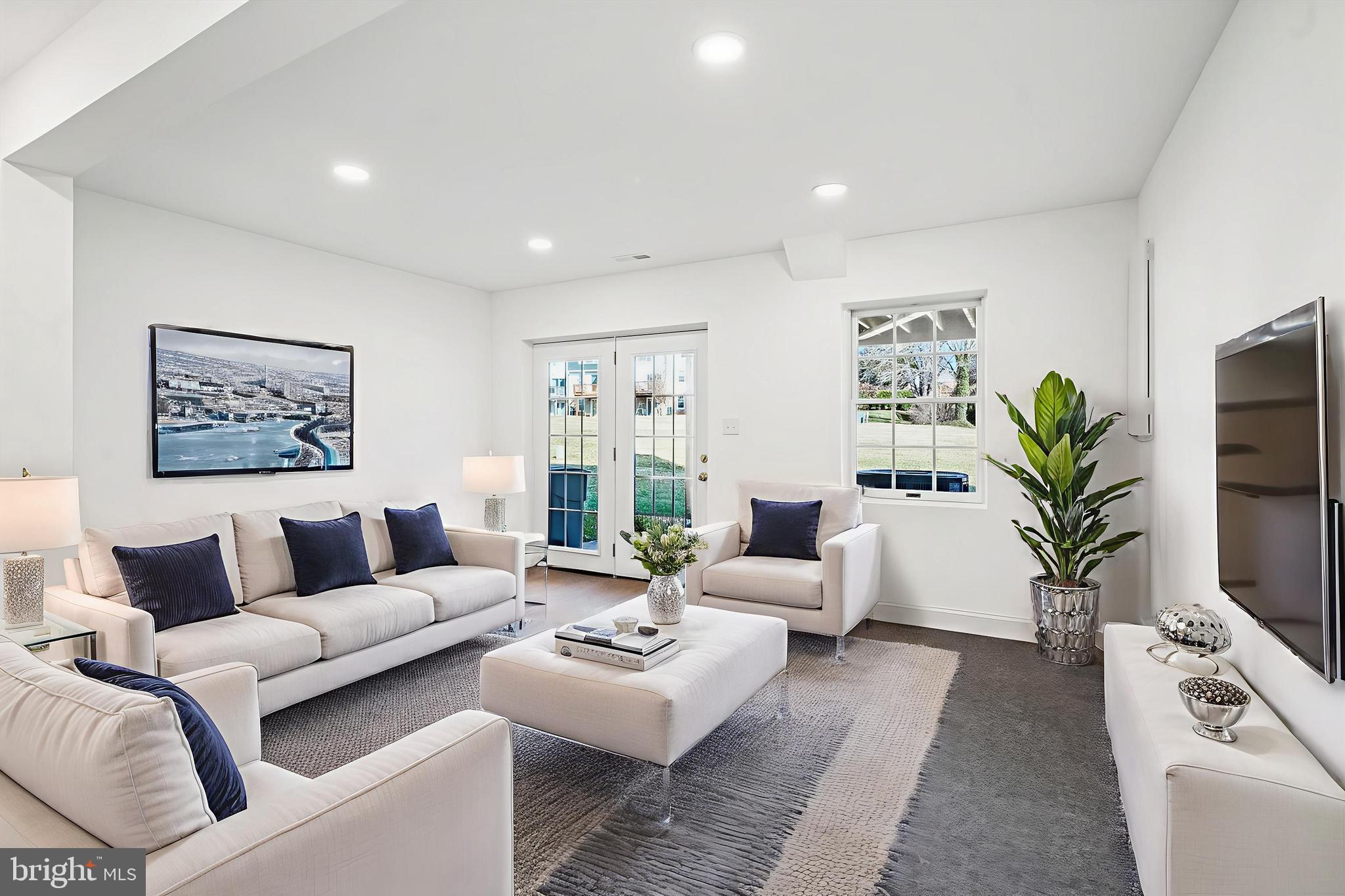 LEEDS SQUARE - Residential