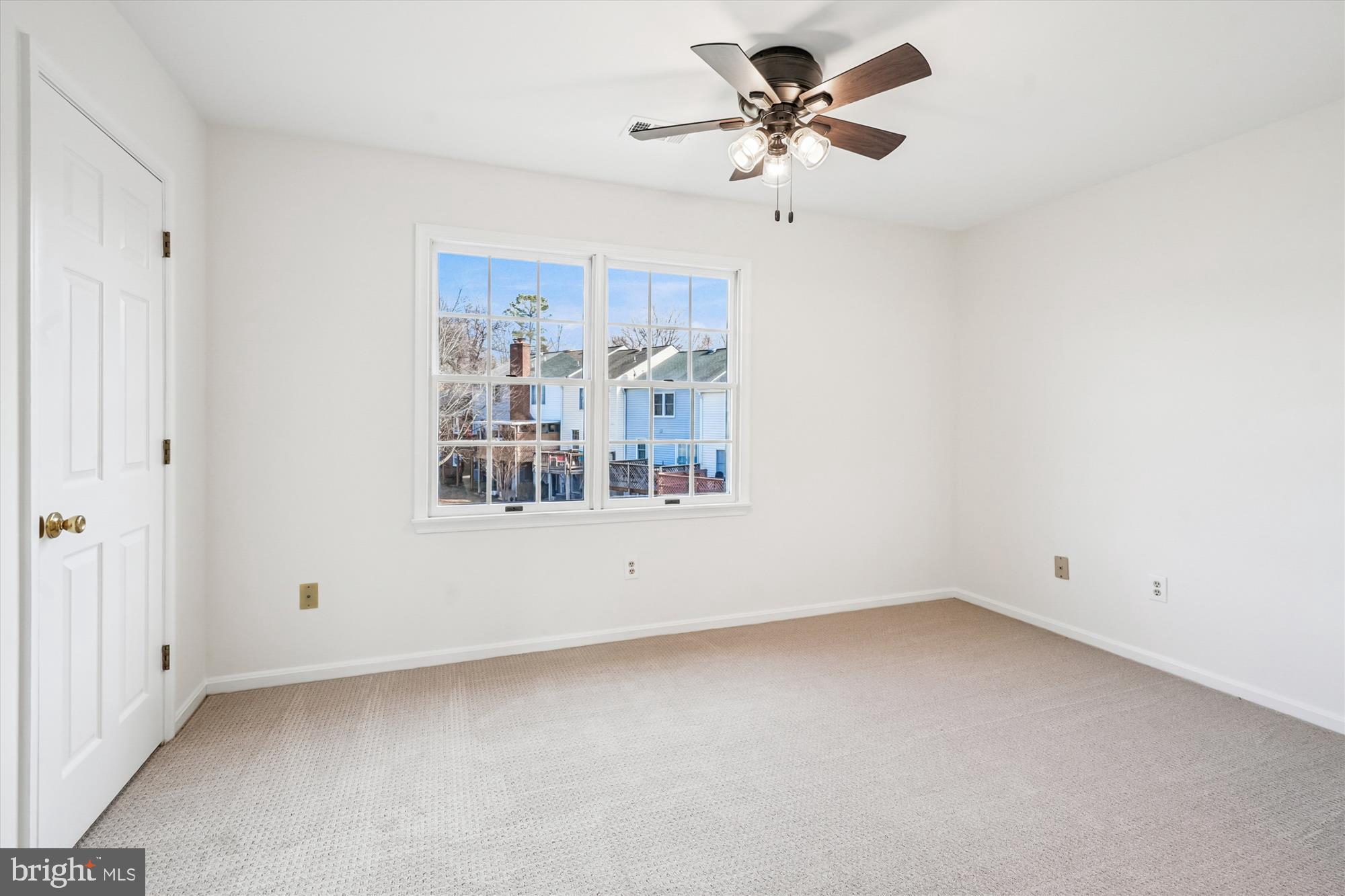 LEEDS SQUARE - Residential