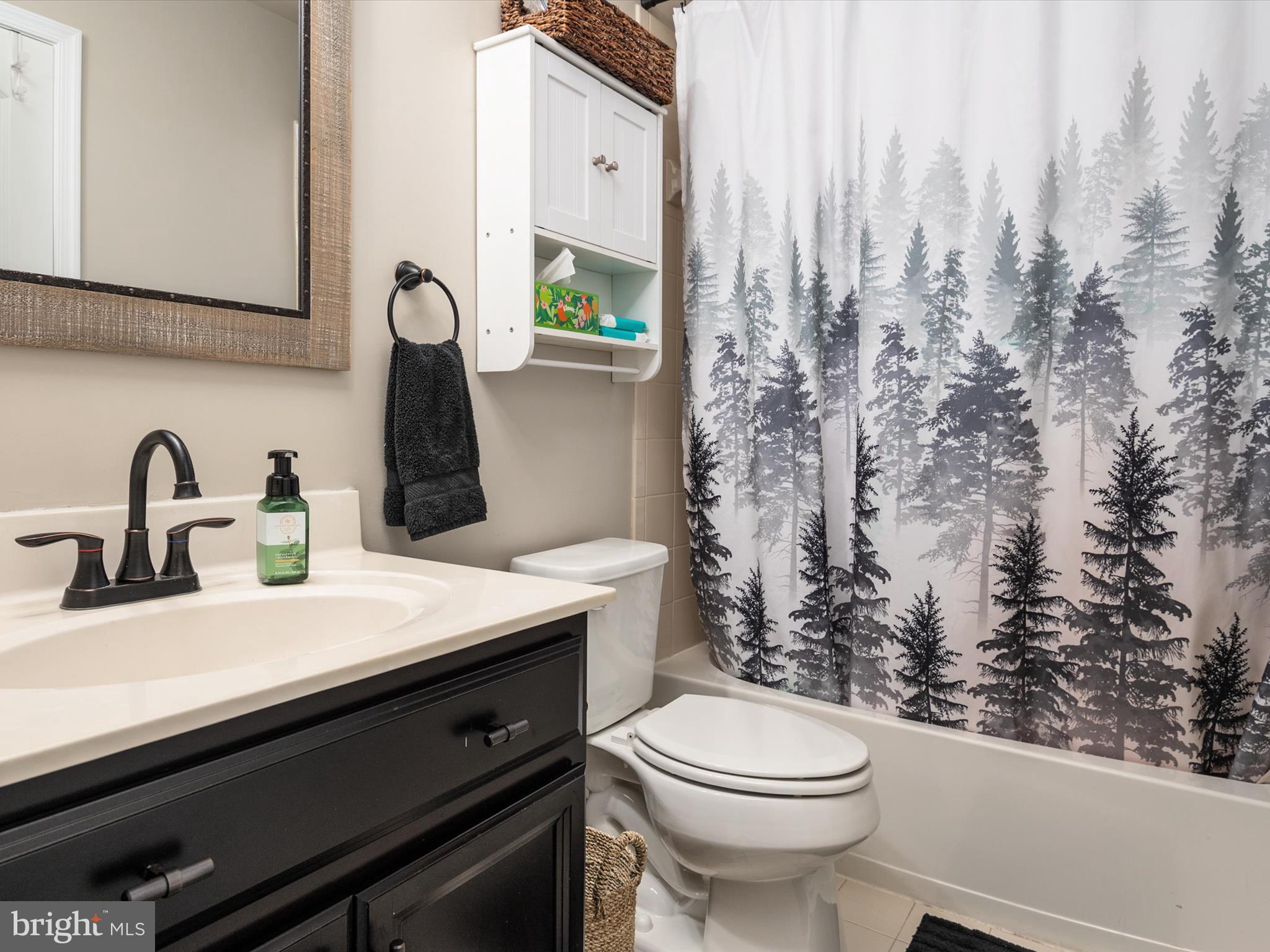 CANTERBURY VILLAGE - Residential