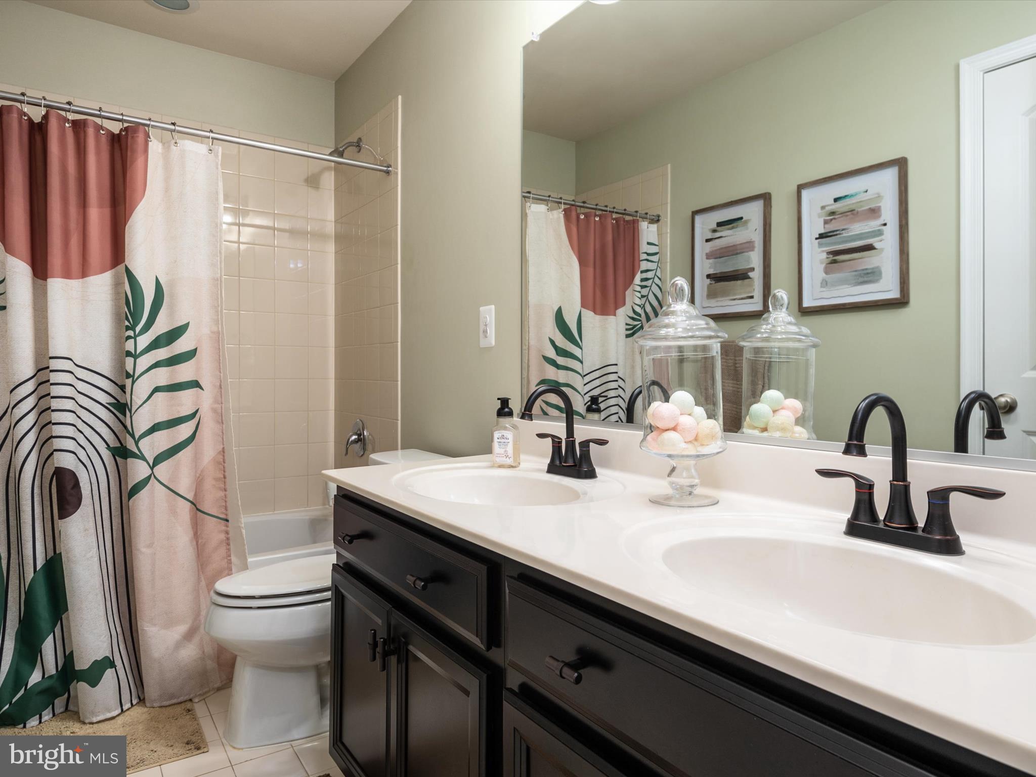 CANTERBURY VILLAGE - Residential