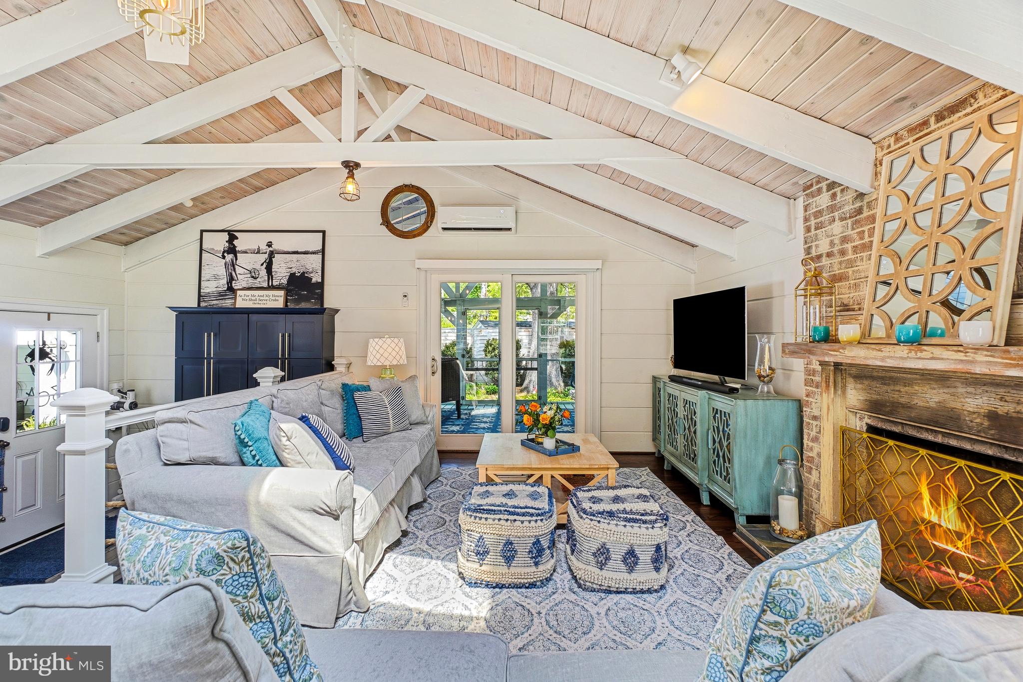 OLDE SEVERNA PARK - Residential