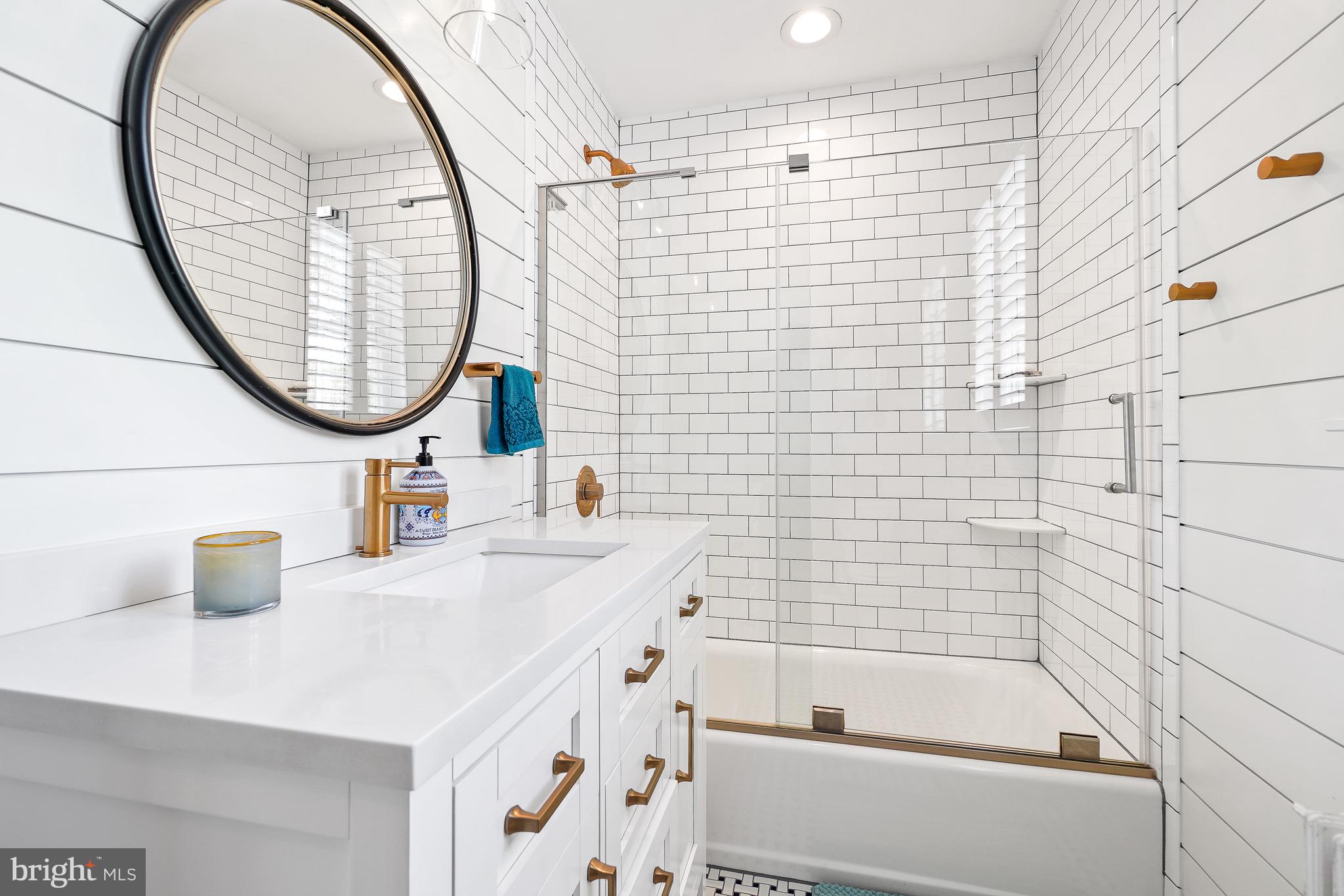 OLDE SEVERNA PARK - Residential