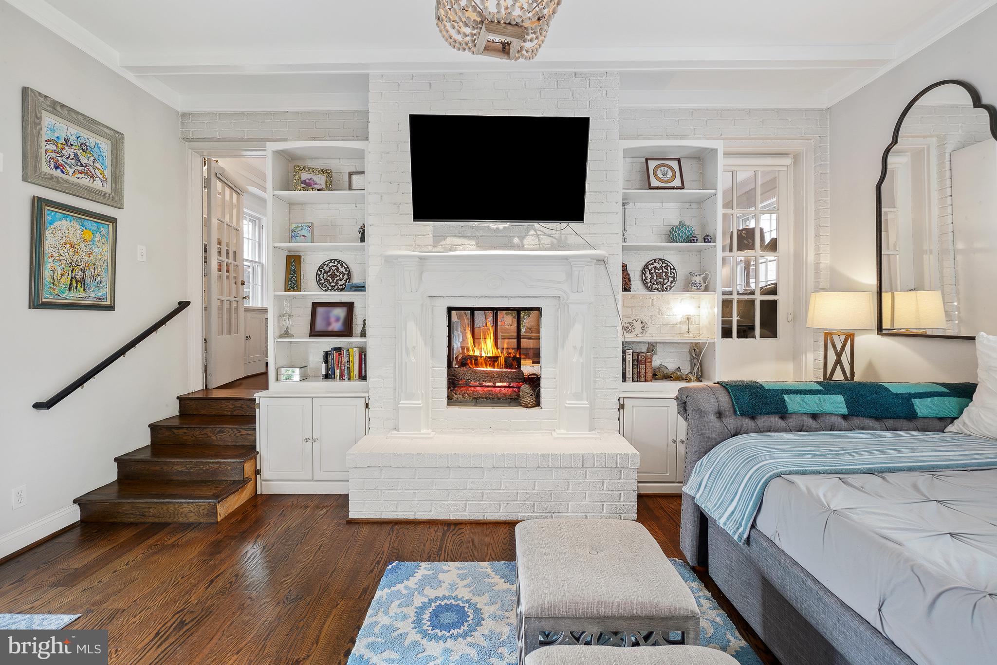 OLDE SEVERNA PARK - Residential