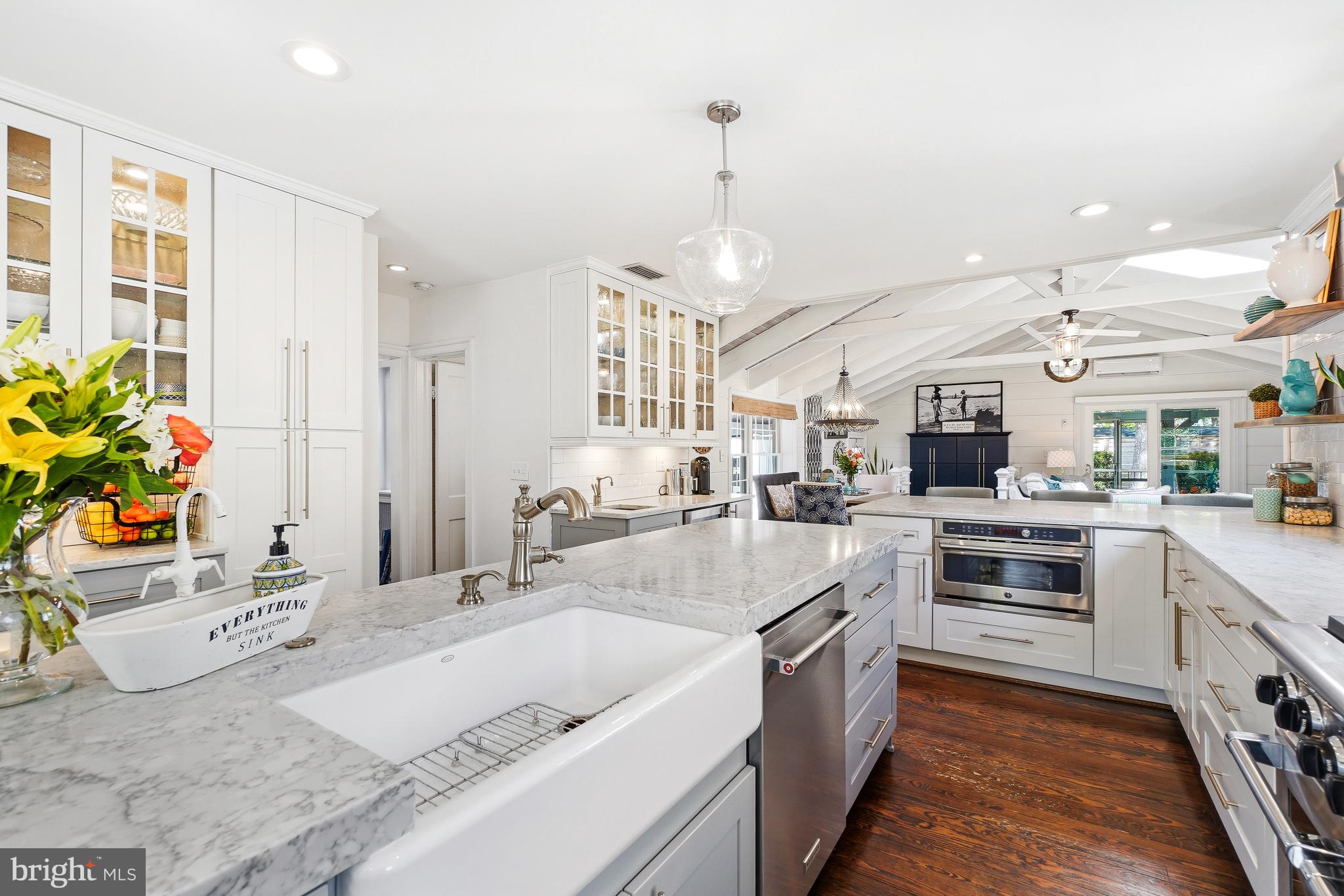 OLDE SEVERNA PARK - Residential