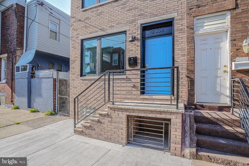 POINT BREEZE - Residential