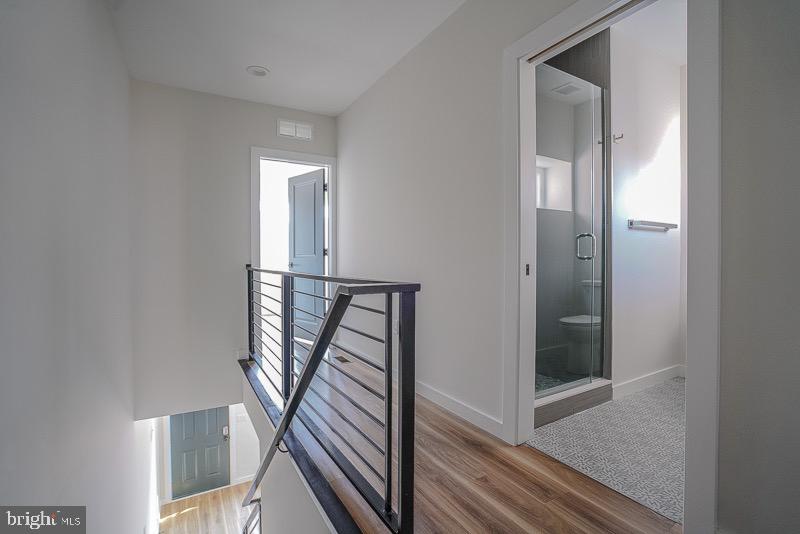 POINT BREEZE - Residential