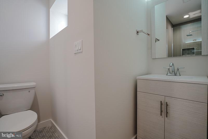 POINT BREEZE - Residential