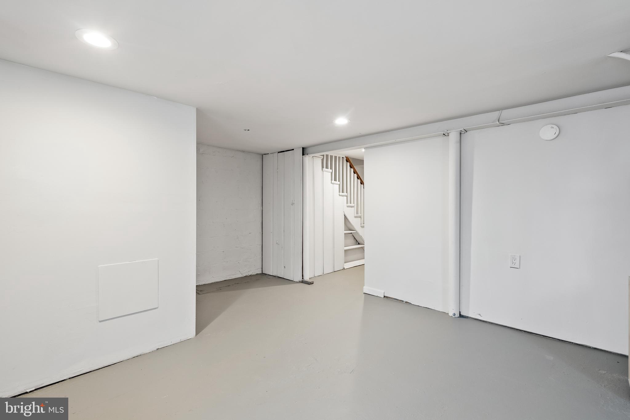 HILLEN - Residential Lease