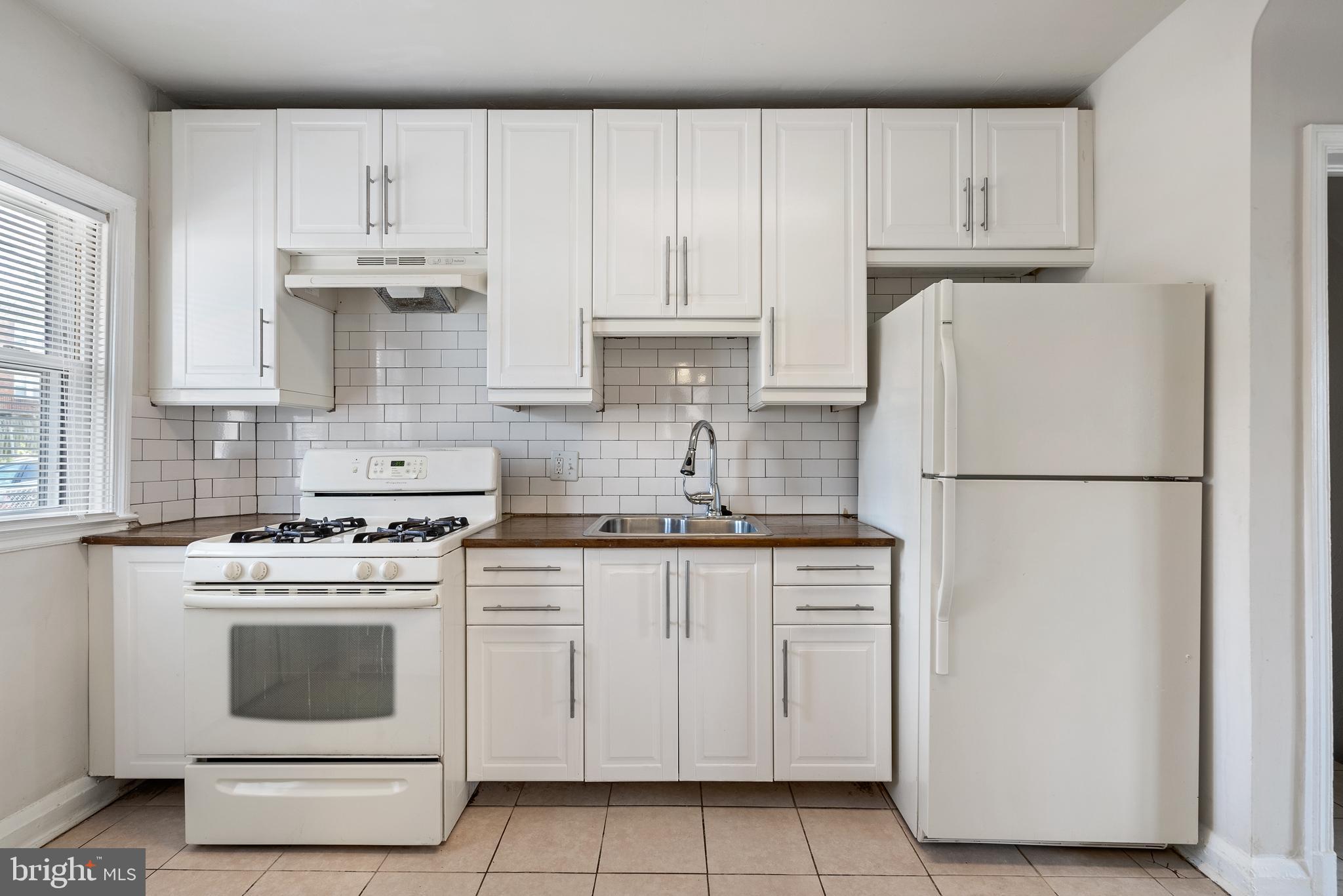 HILLEN - Residential Lease