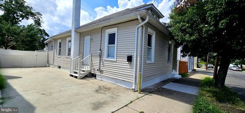 212 MADISON STREET RIVERSIDE NJ 08075