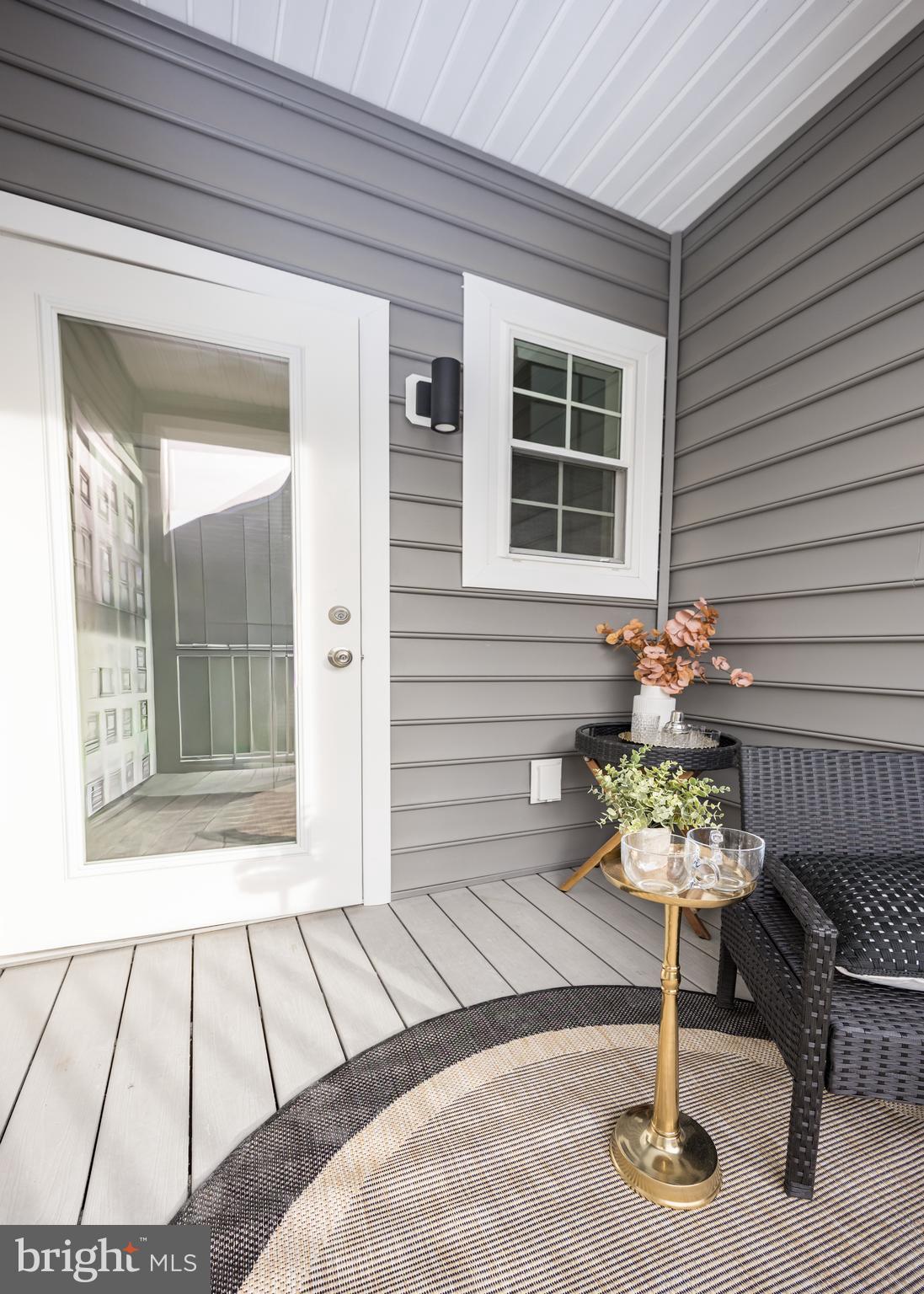 MCMULLEN SQUARE - Residential