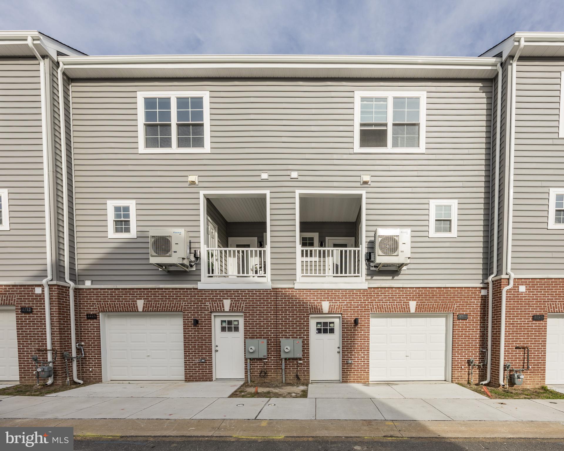 MCMULLEN SQUARE - Residential