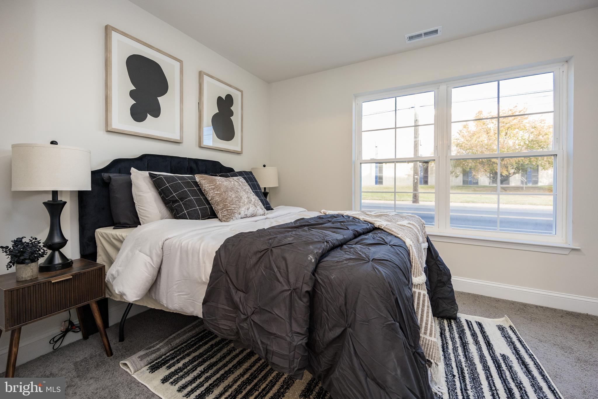 MCMULLEN SQUARE - Residential