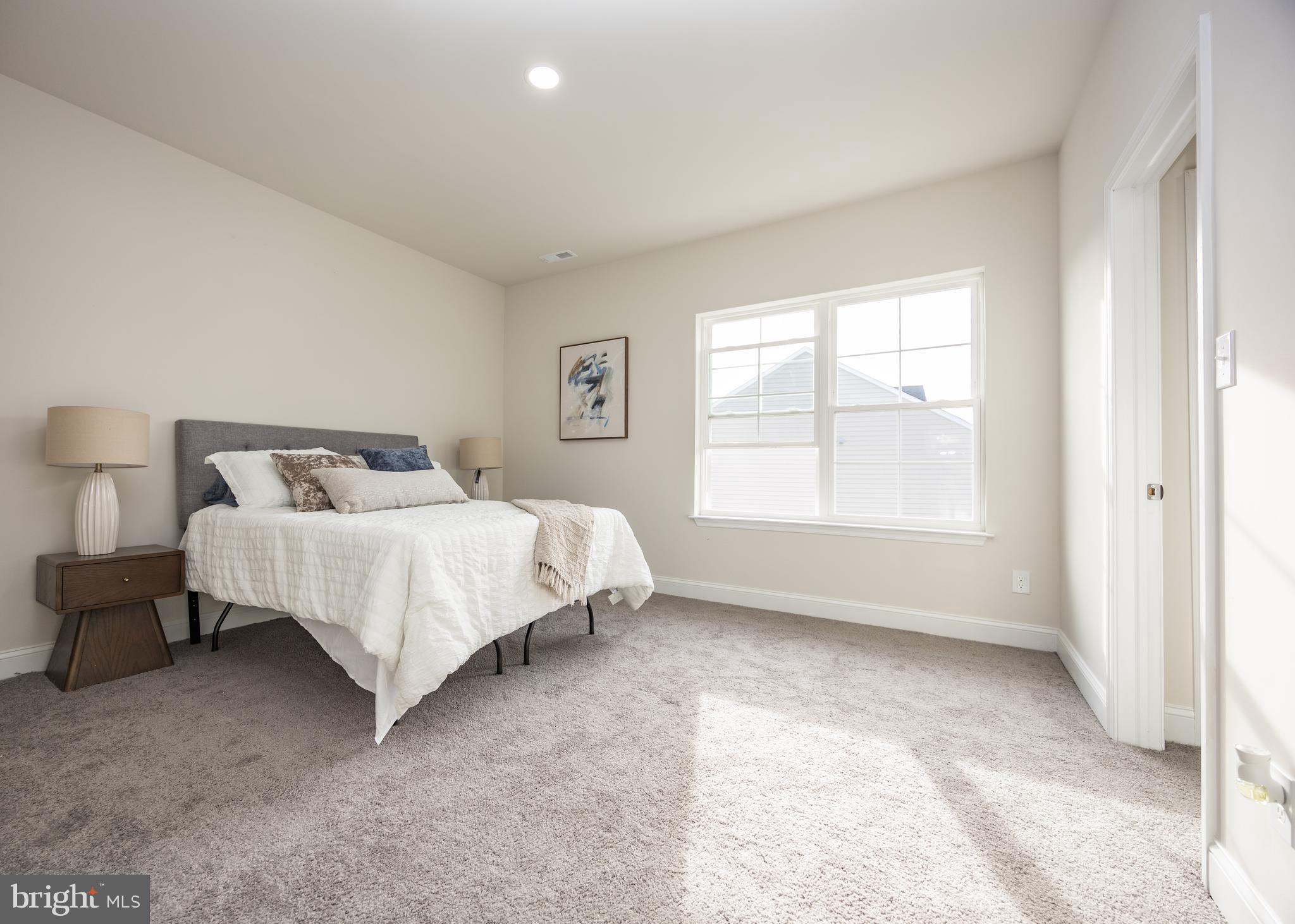 MCMULLEN SQUARE - Residential