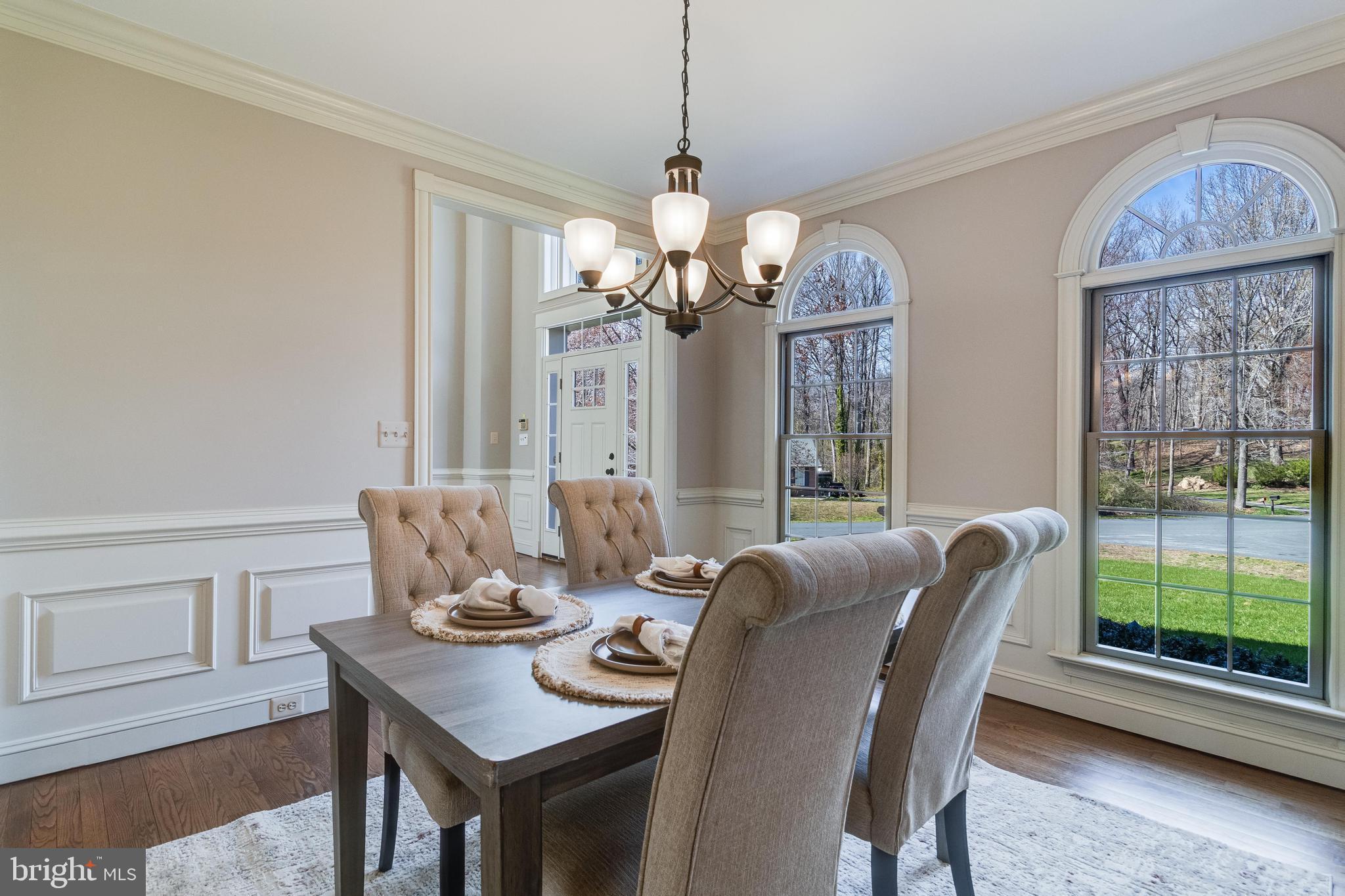 TALL OAKS - Residential