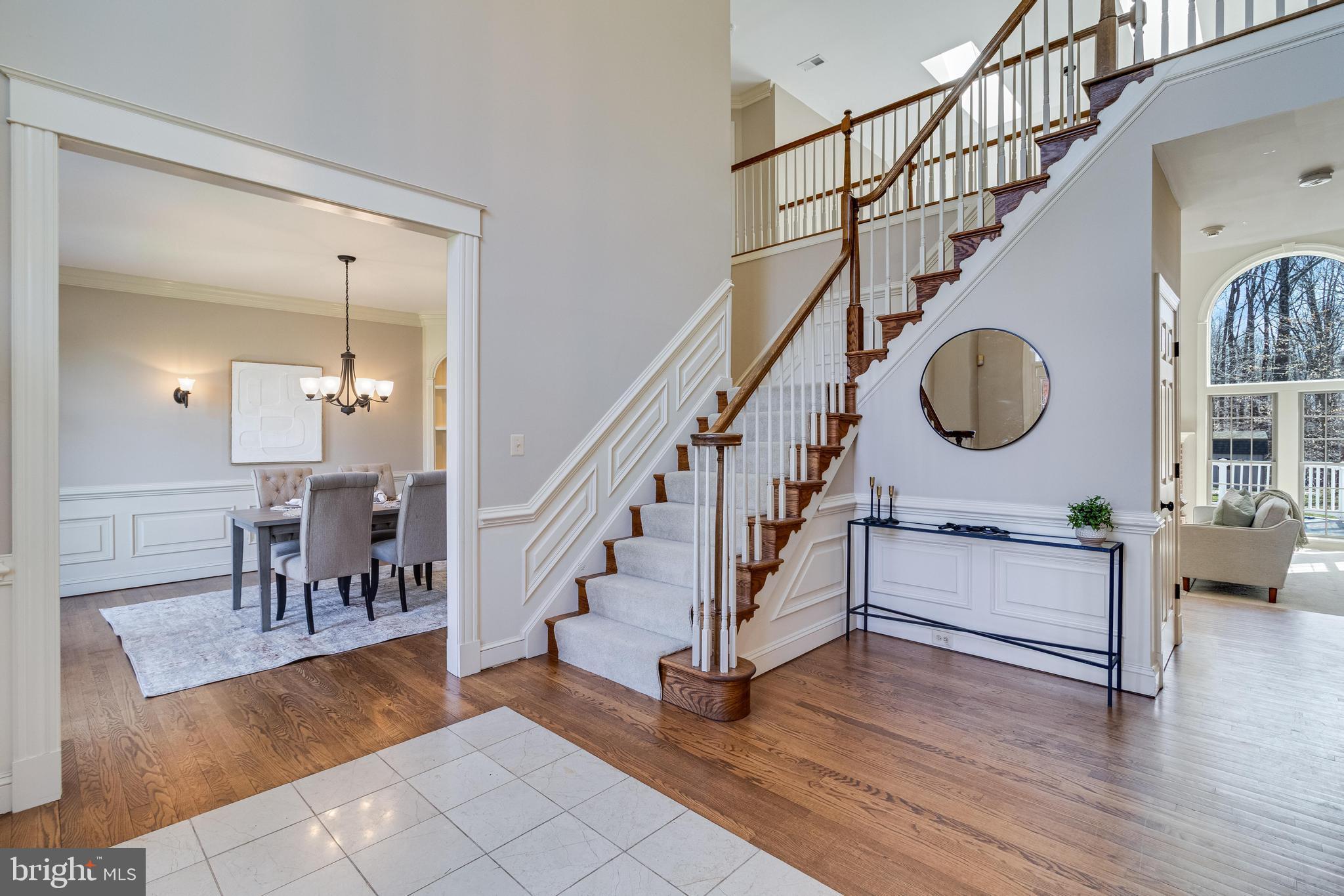 TALL OAKS - Residential