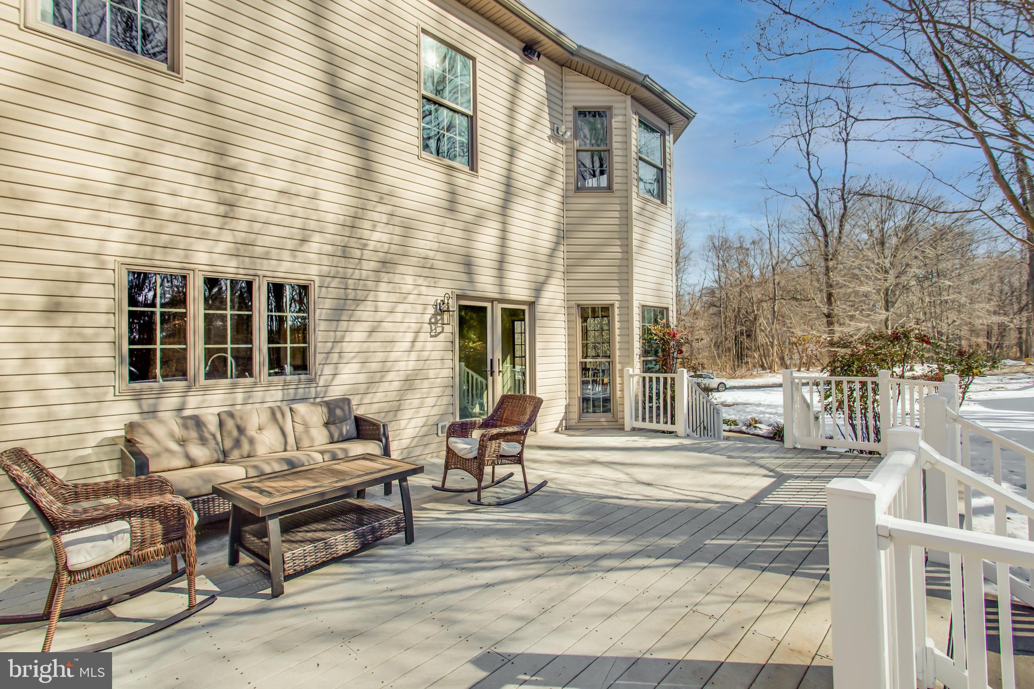 TALL OAKS - Residential