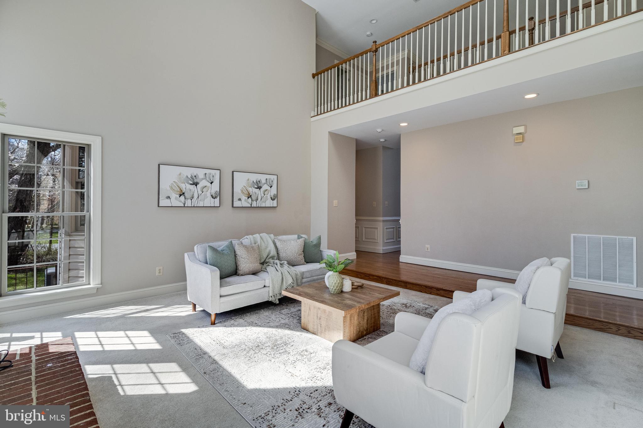 TALL OAKS - Residential