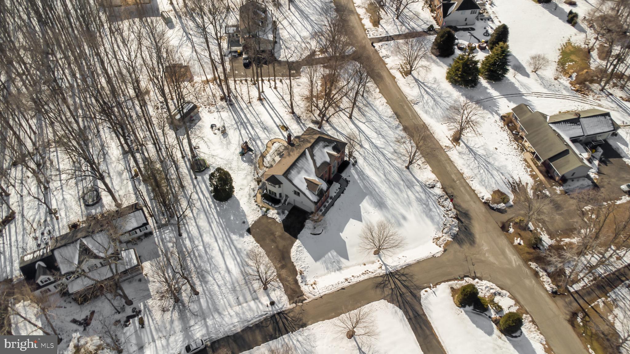 TALL OAKS - Residential