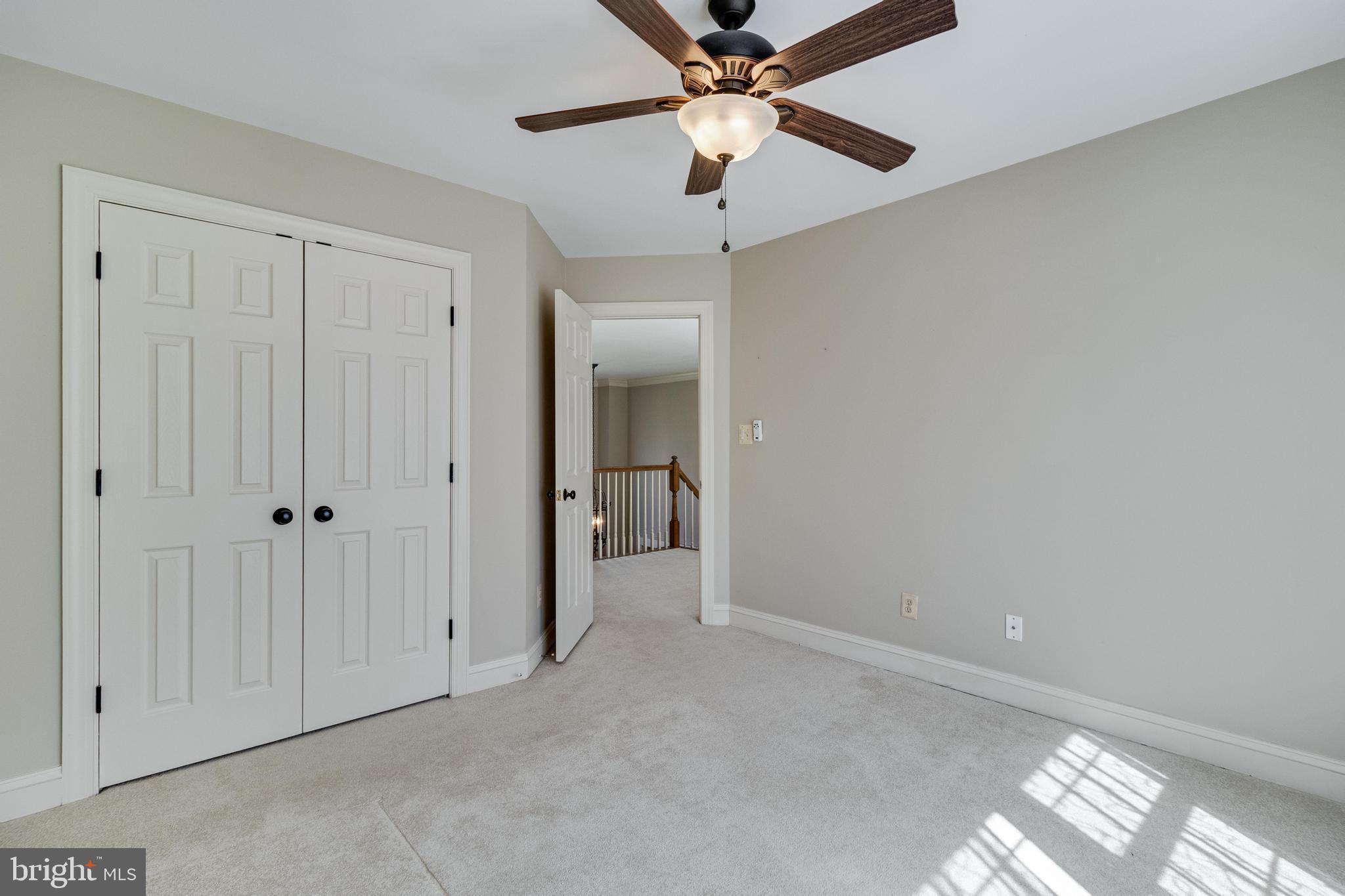 TALL OAKS - Residential