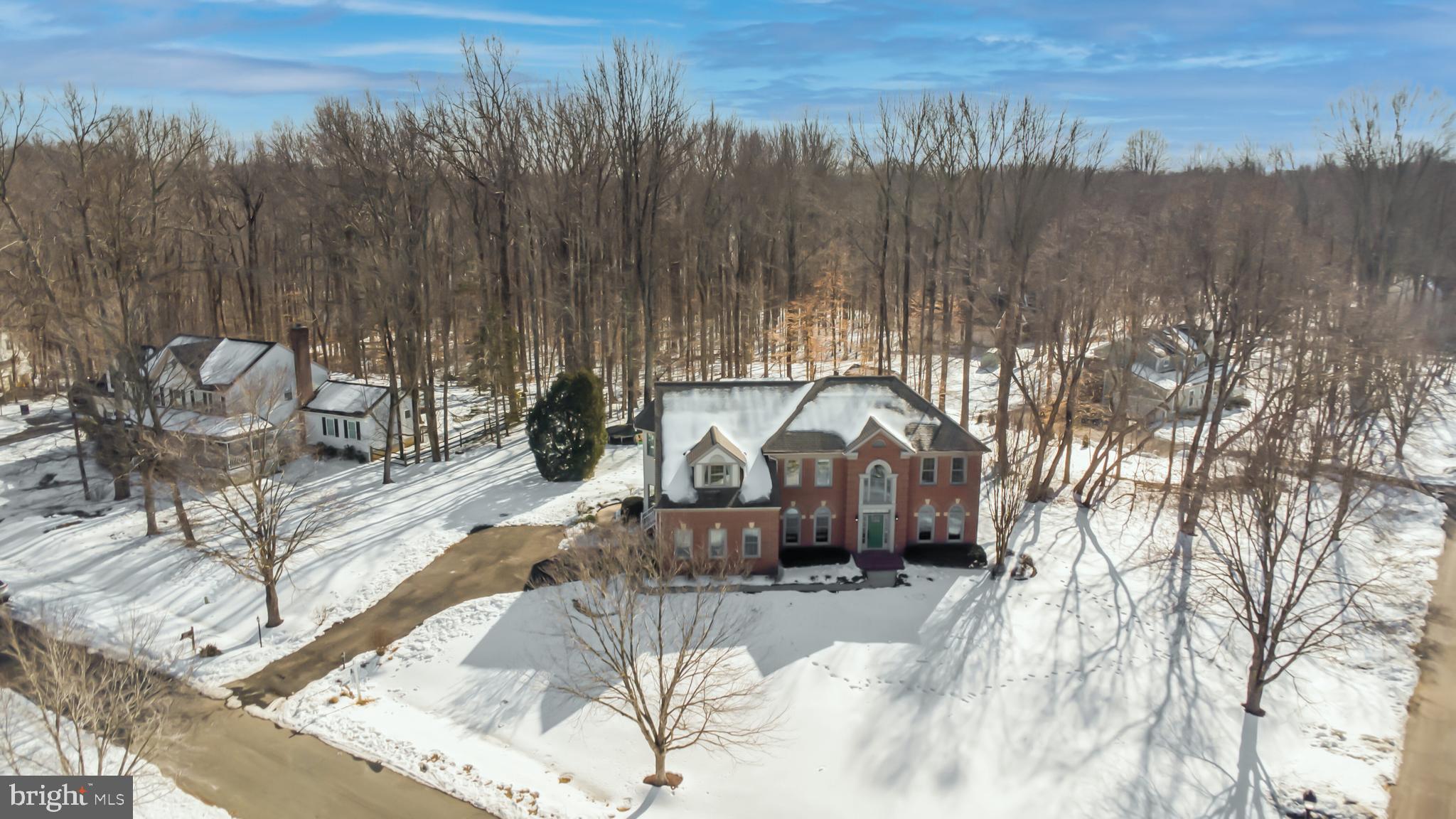 TALL OAKS - Residential