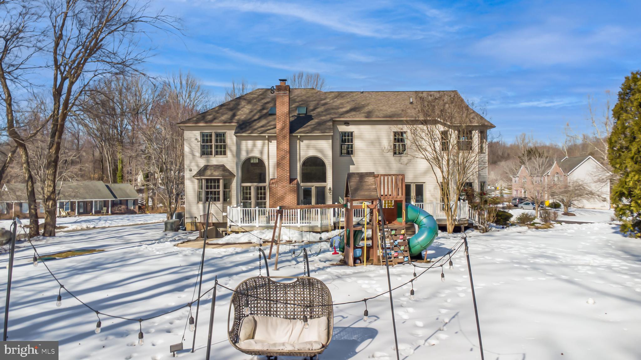 TALL OAKS - Residential