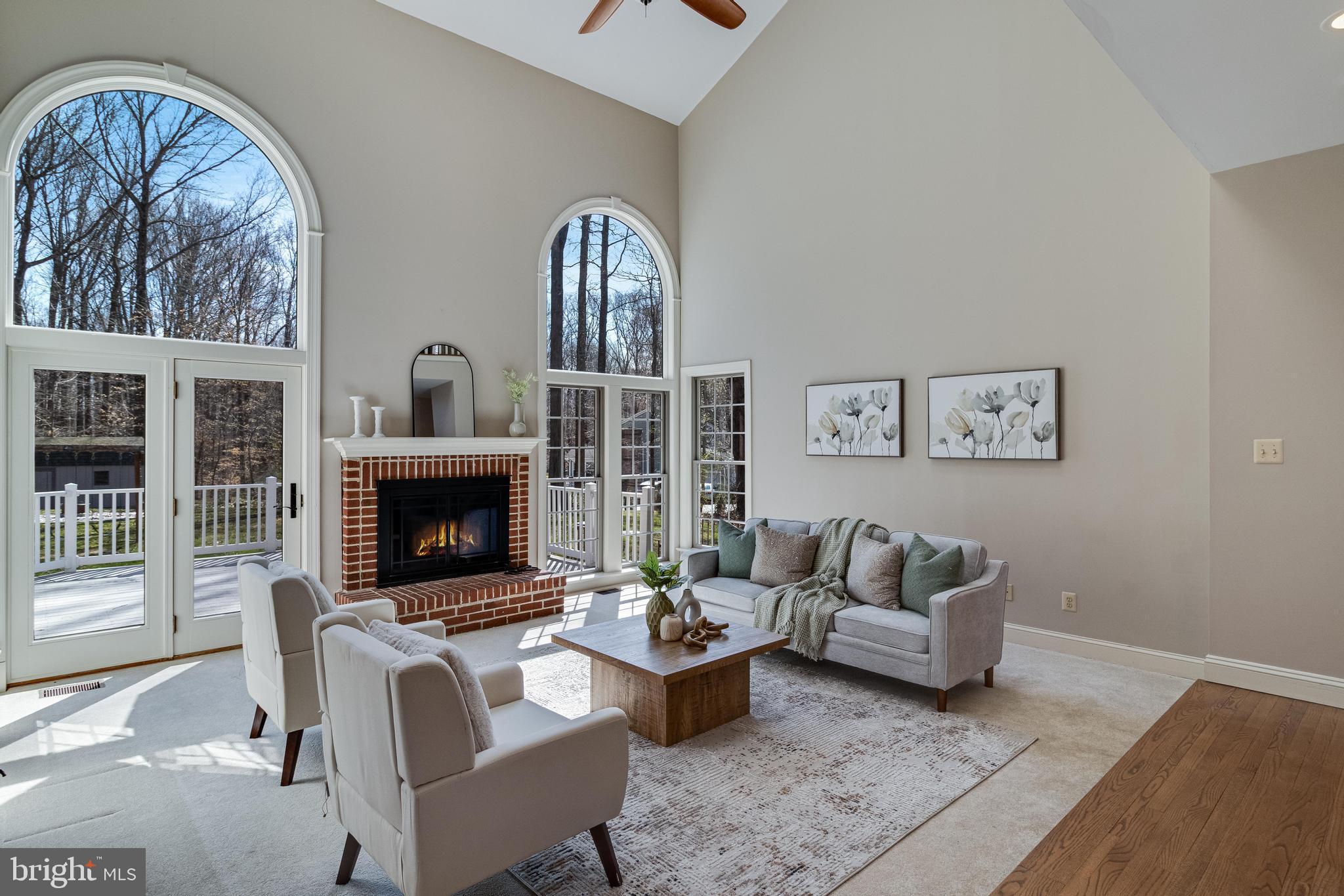 TALL OAKS - Residential