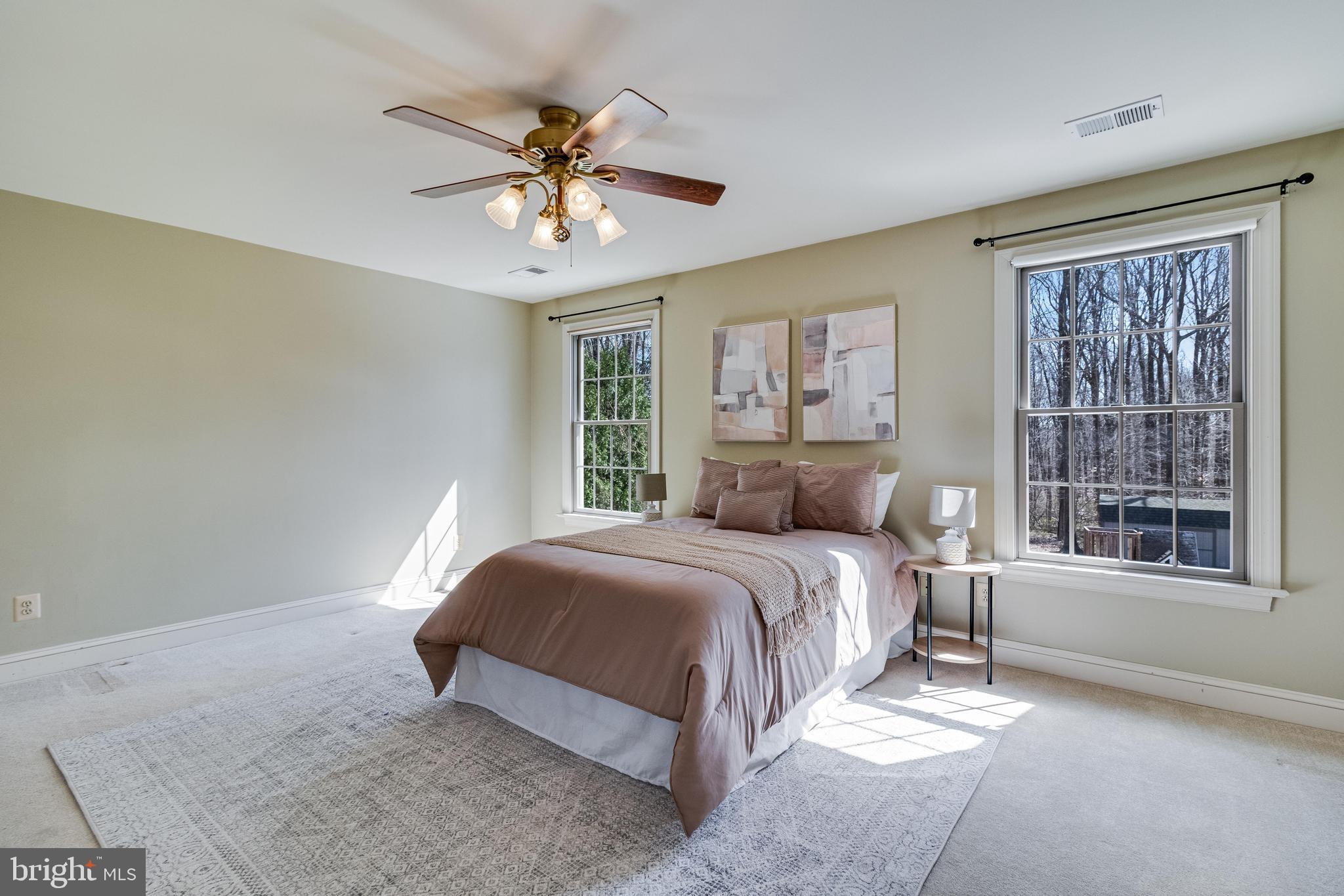 TALL OAKS - Residential