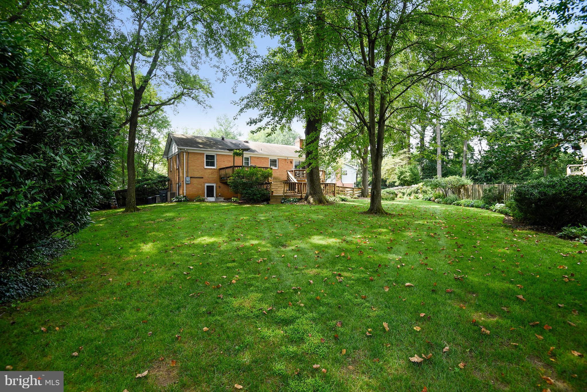 KINGWOOD PARK - Residential