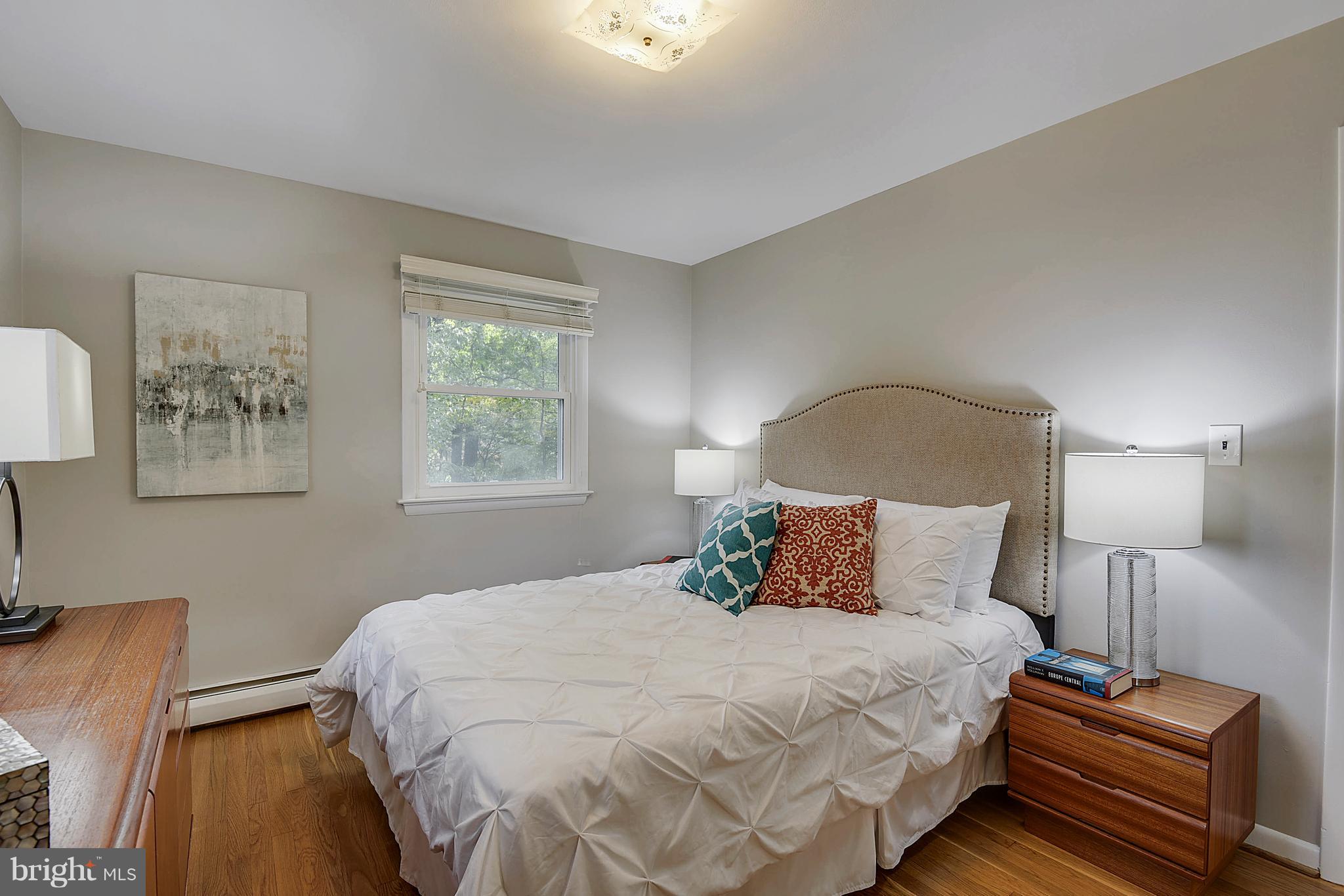 KINGWOOD PARK - Residential