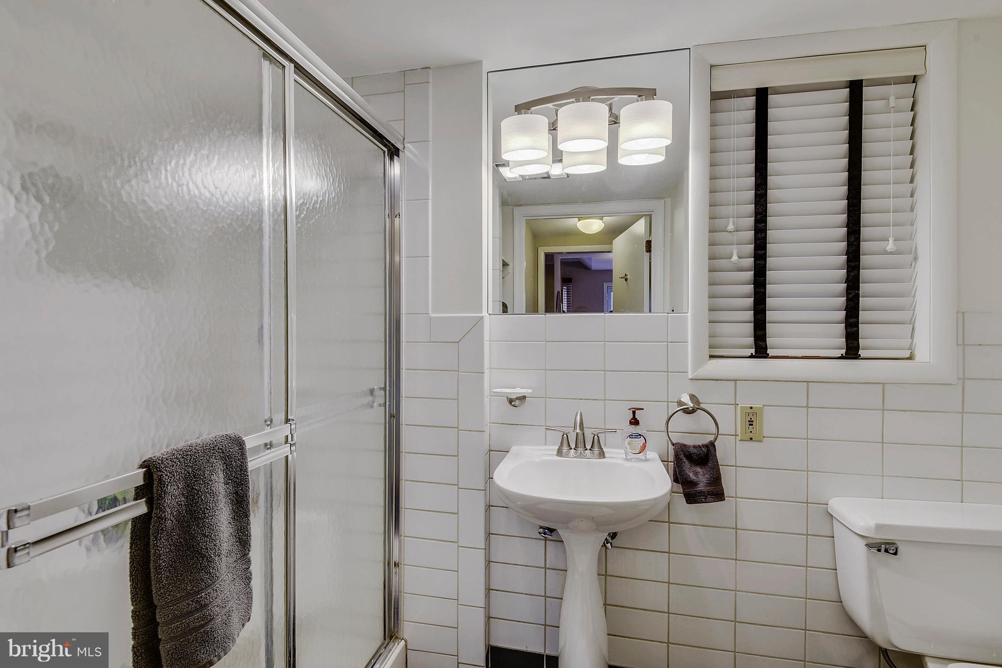 KINGWOOD PARK - Residential