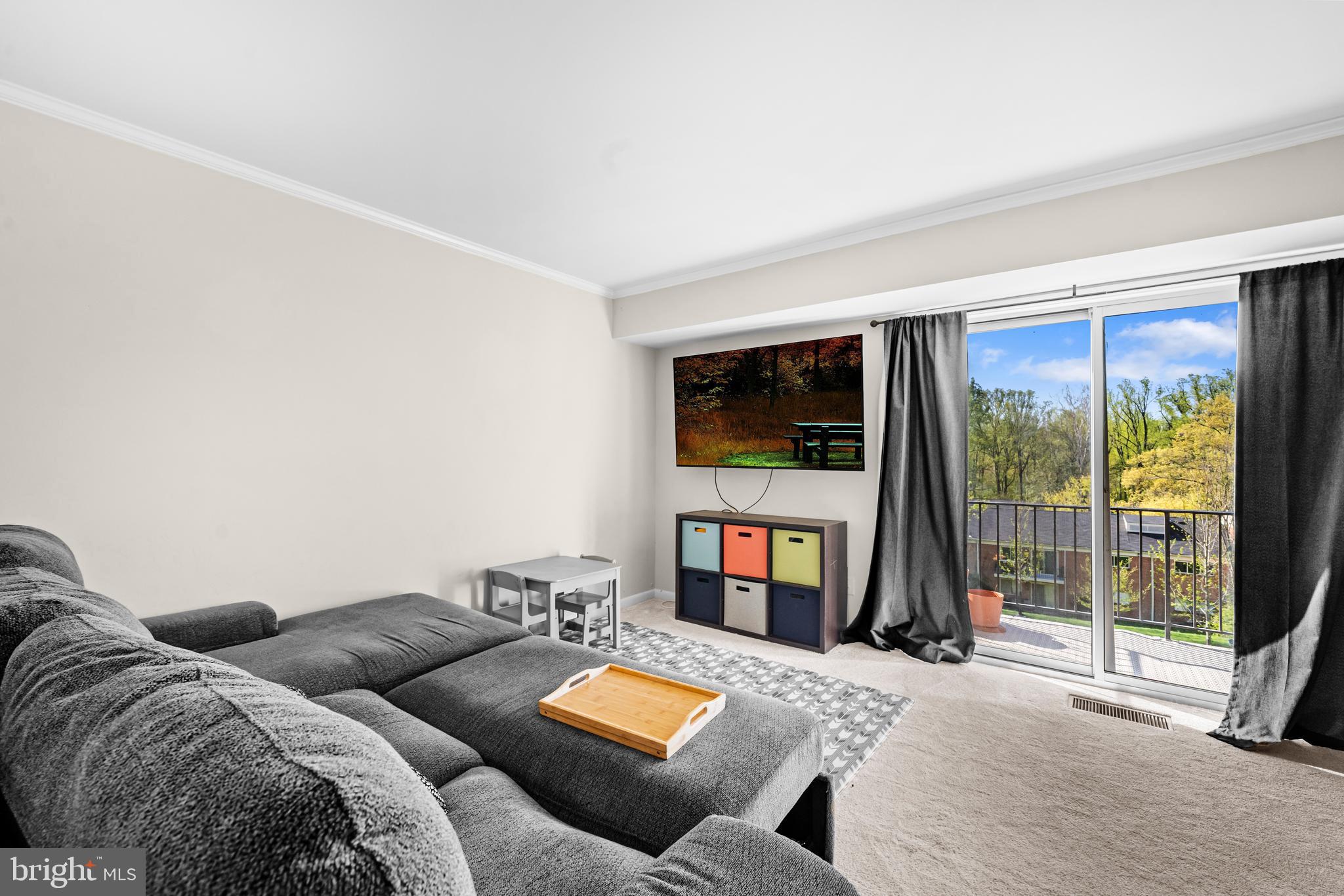 10631 MONTROSE AVENUE 102