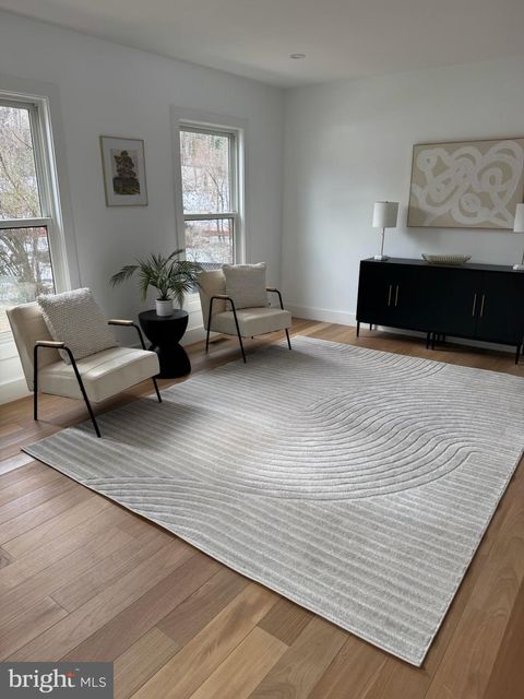 Photo of 10631 Montrose Avenue #102, BETHESDA, MD 20814 (MLS # MDMC2216962)