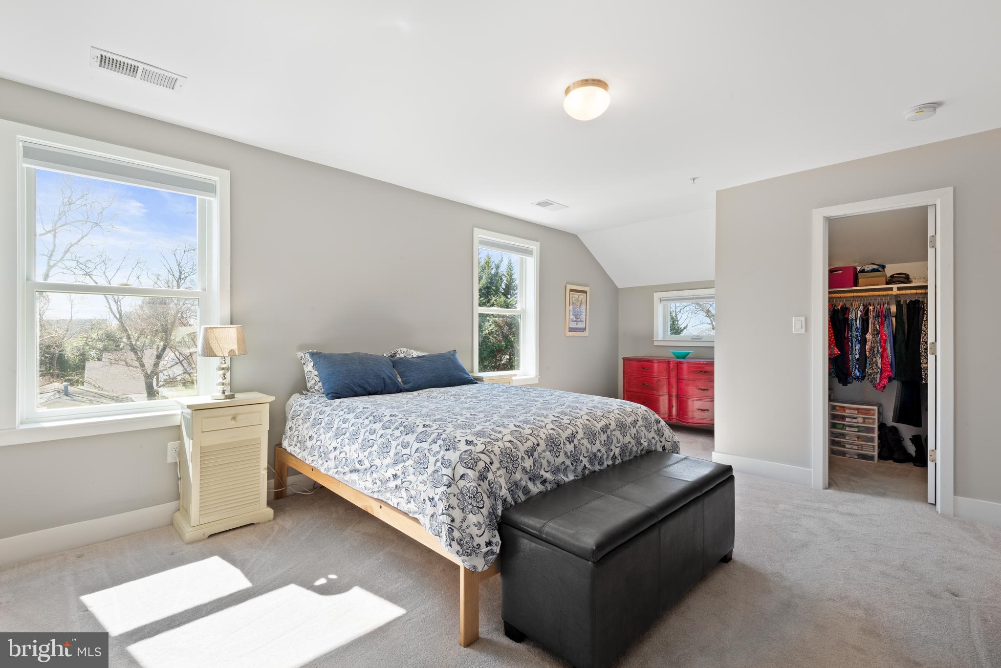 KENSINGTON VIEW - Residential